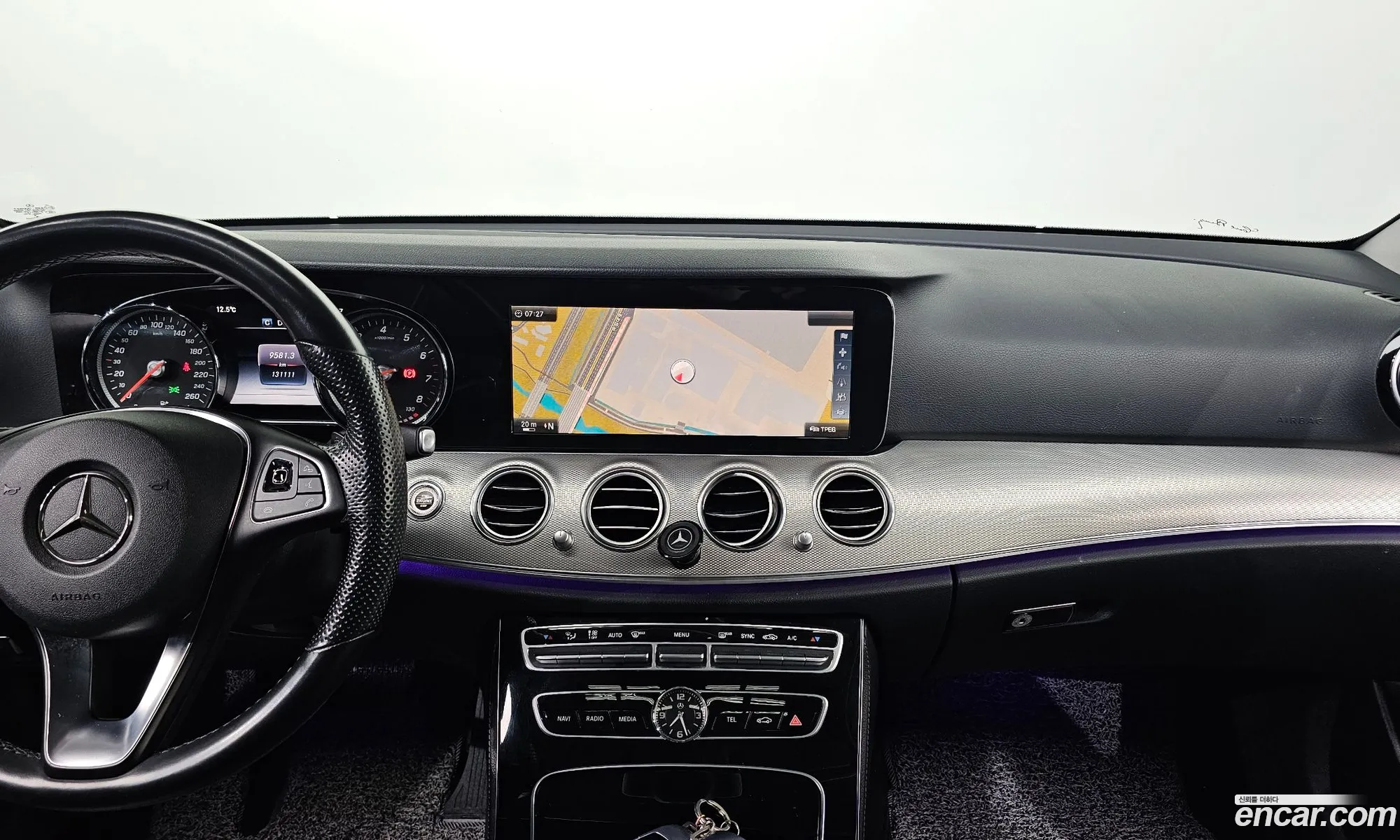 Mercedes-Benz E-Class W213 2017 WDDZF4CB4HA131616 — 4