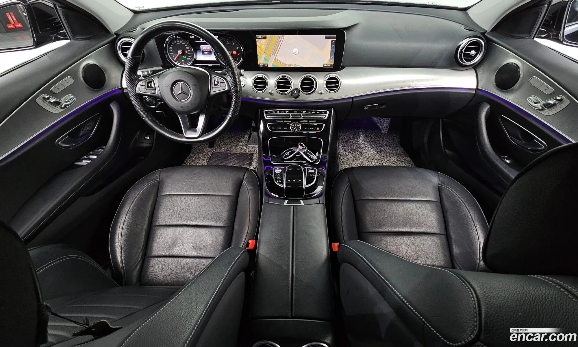 Mercedes-Benz E-Class W213 2017 WDDZF4CB4HA131616 — 17