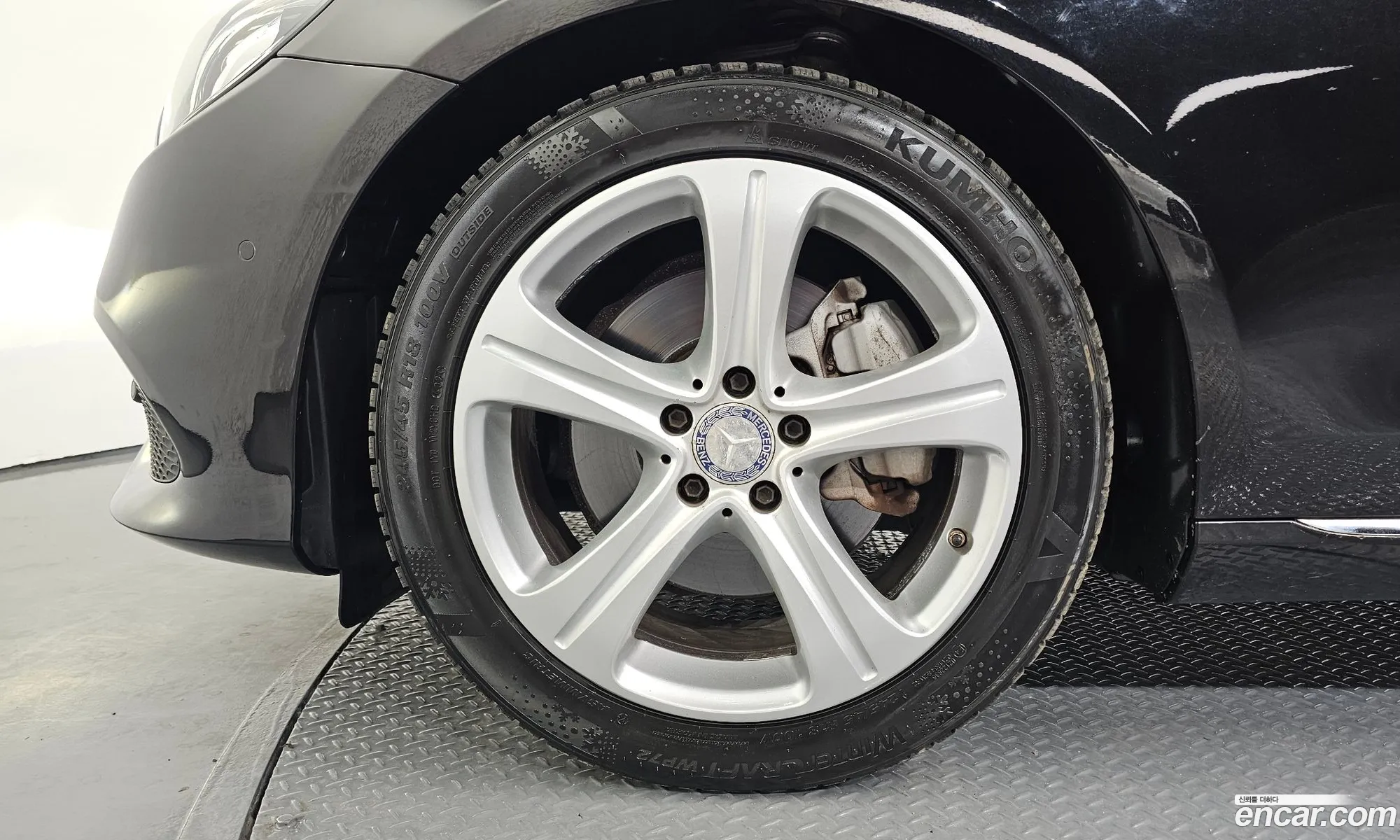 Mercedes-Benz E-Class W213 2017 WDDZF4CB4HA131616 — 6