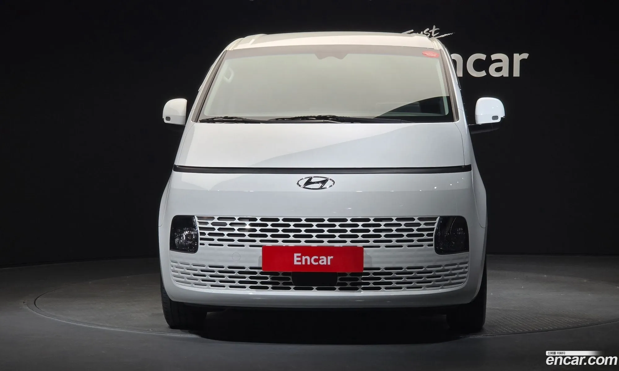 Hyundai Staria 2021 — 11