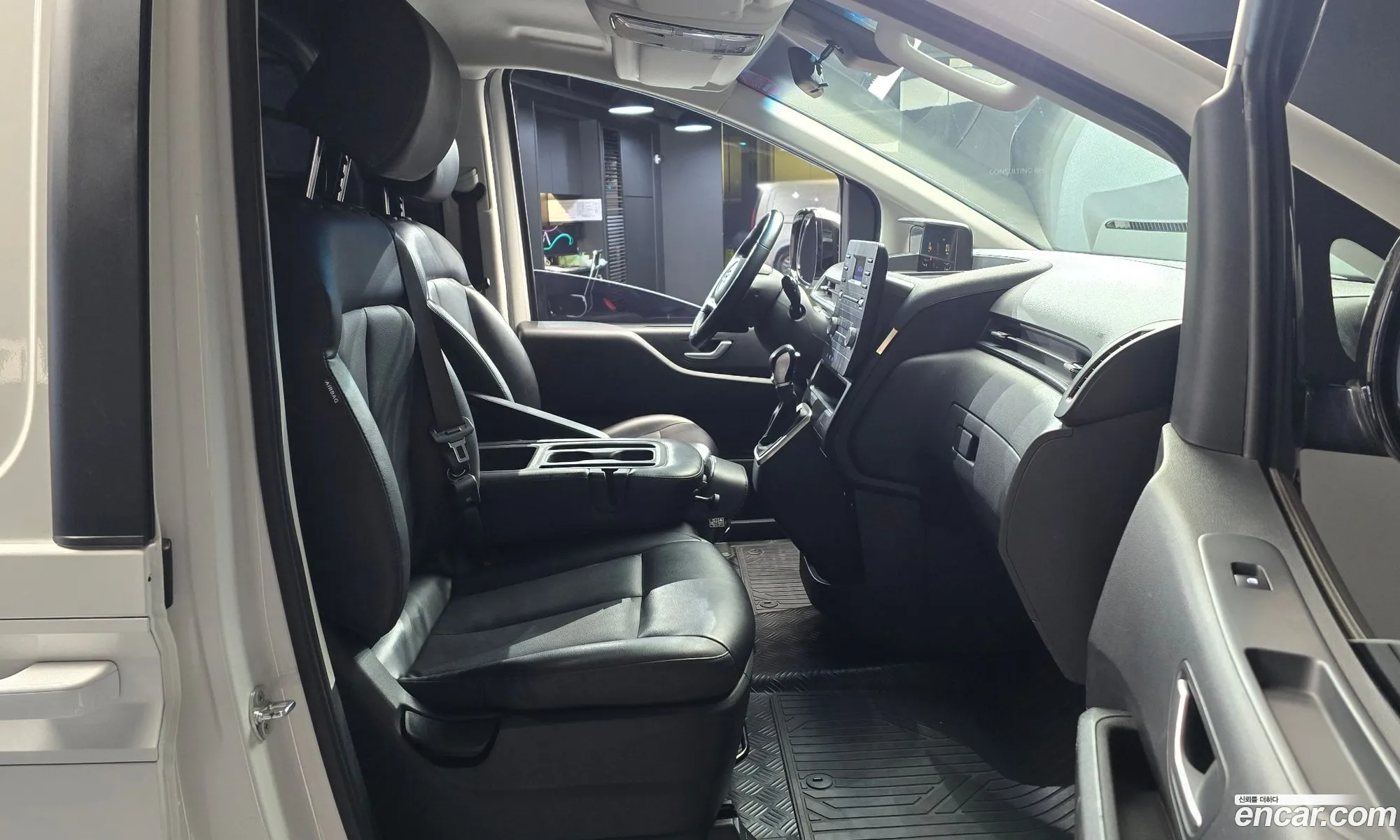 Hyundai Staria 2021 — 15