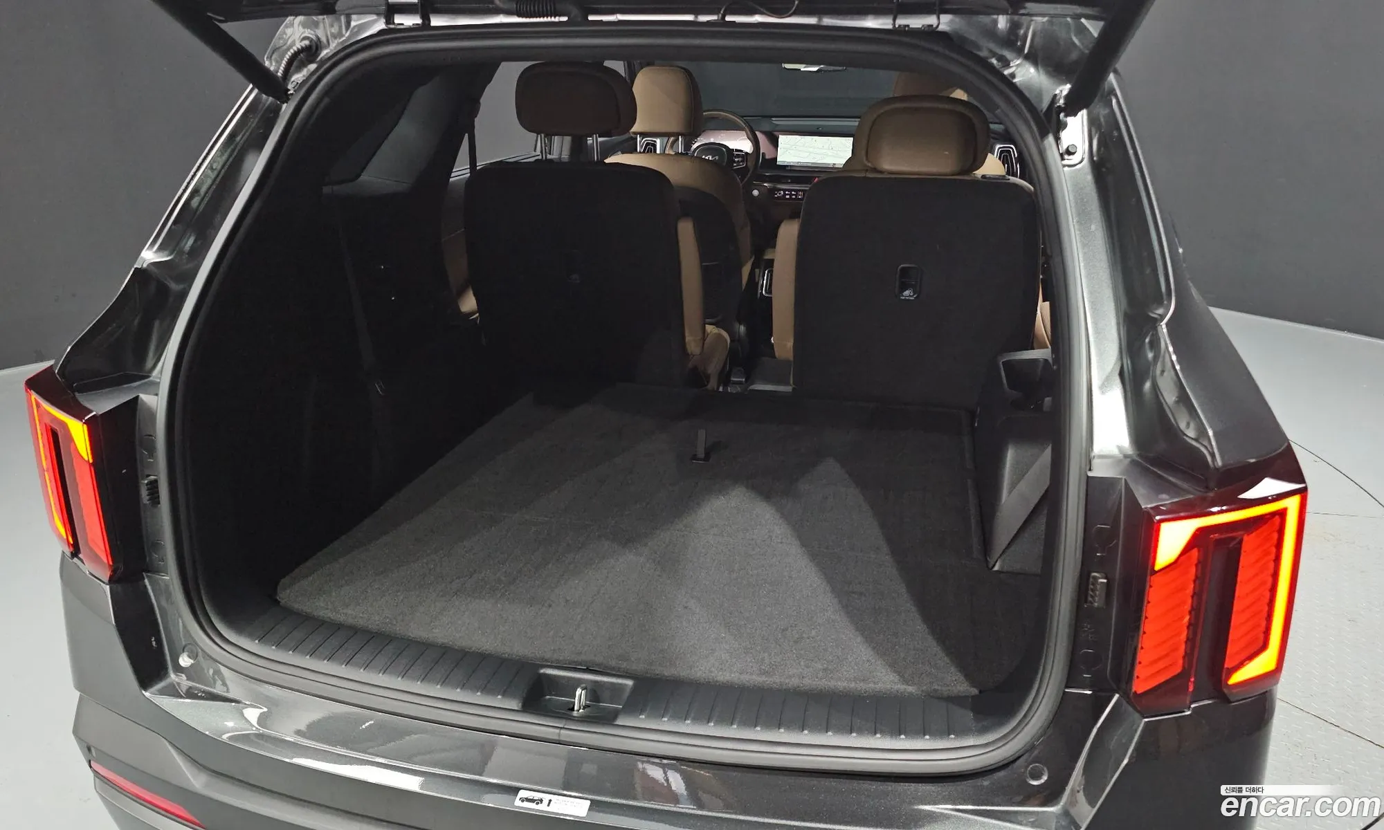 Kia Sorento 2023 — 18