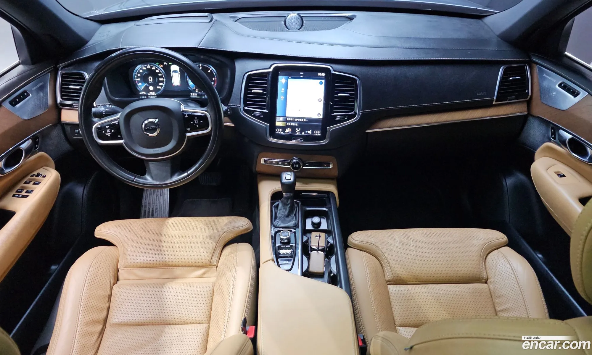 Volvo XC90 2017 YV1LF68BCH1178531 — 7