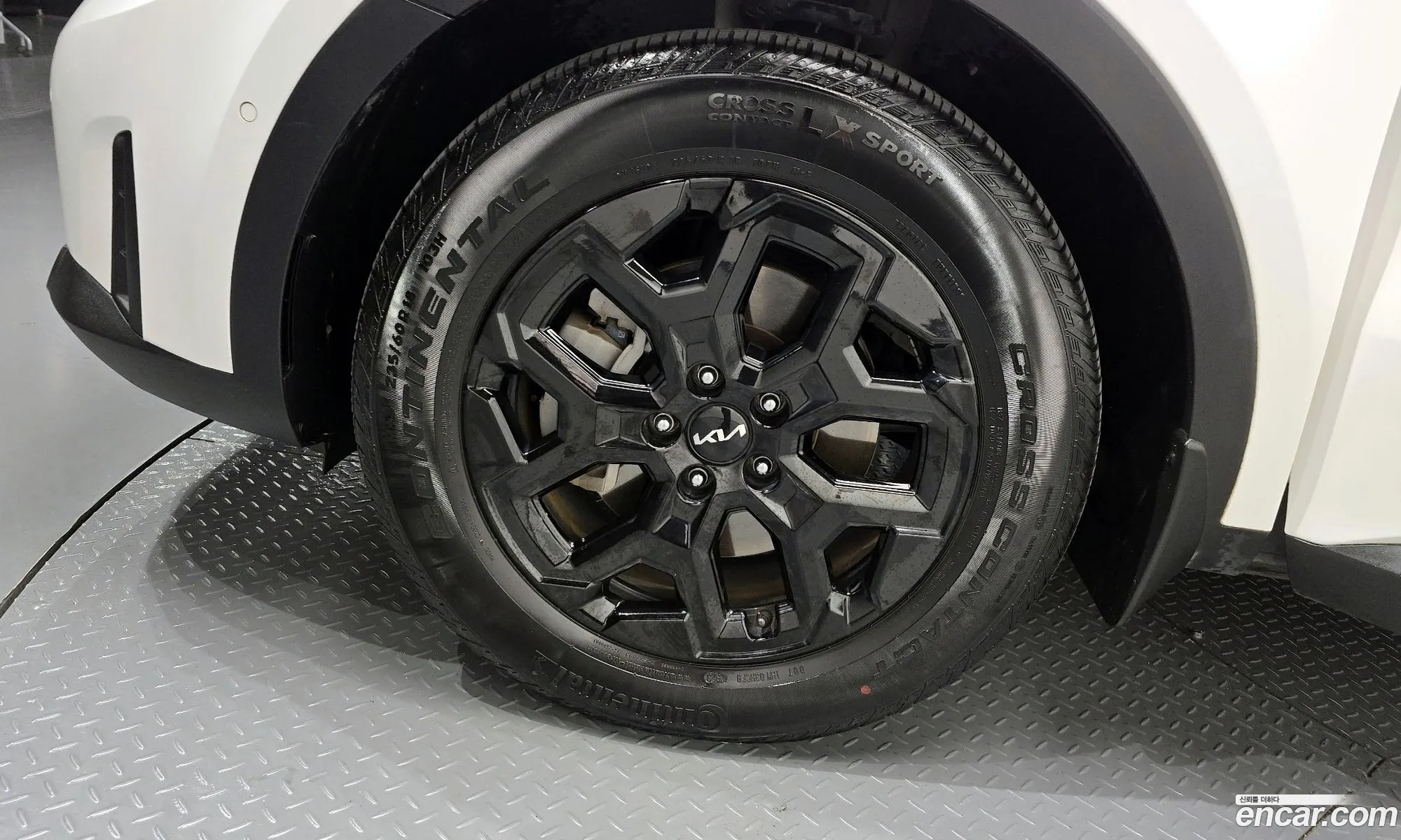 Kia Sorento 2023 — 10