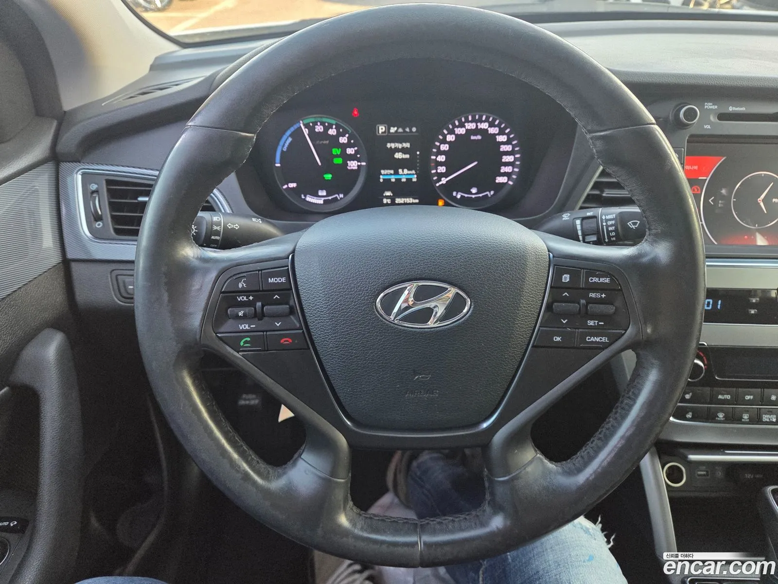 Hyundai LF Sonata Hybrid 2015 — 6