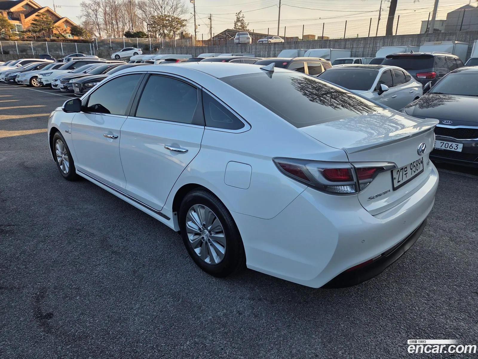 Hyundai LF Sonata Hybrid 2015 — 4