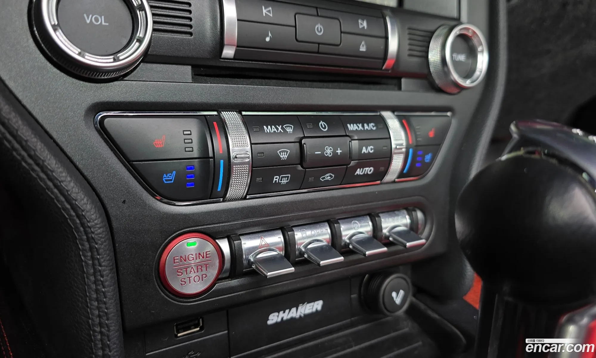 Ford Mustang 2018 — 12