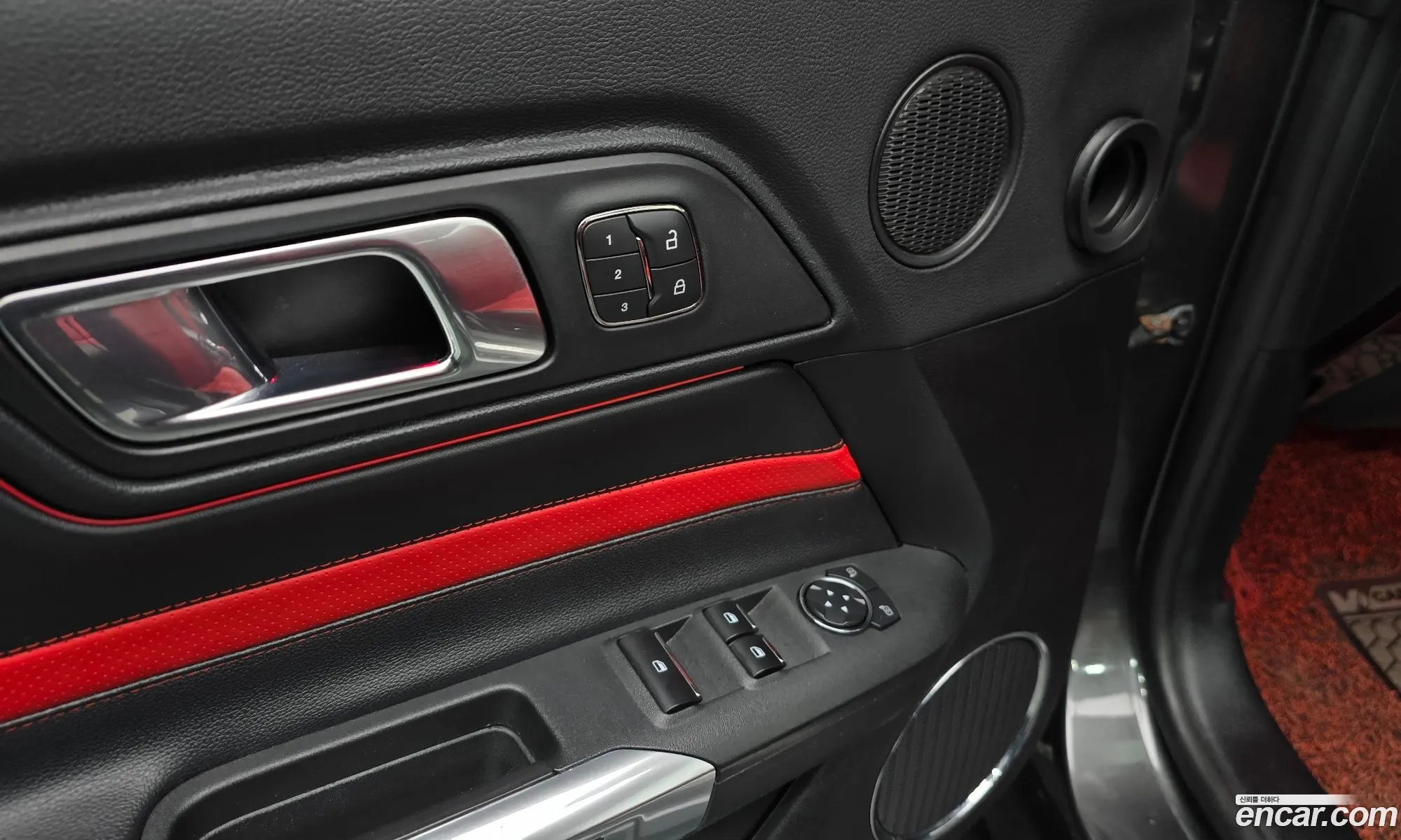 Ford Mustang 2018 — 2