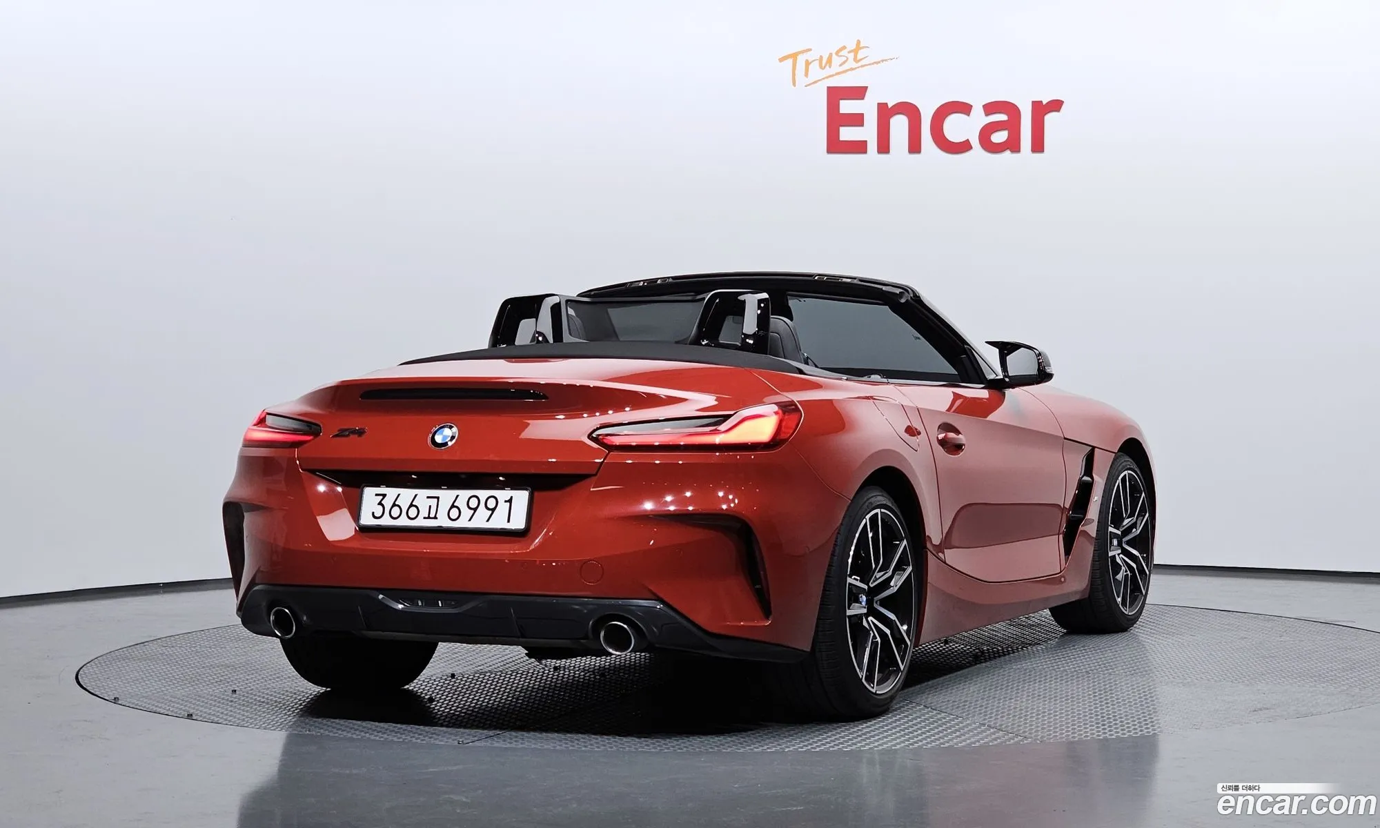 BMW Z4 2019 WBAHF7108KWW16180 — 4