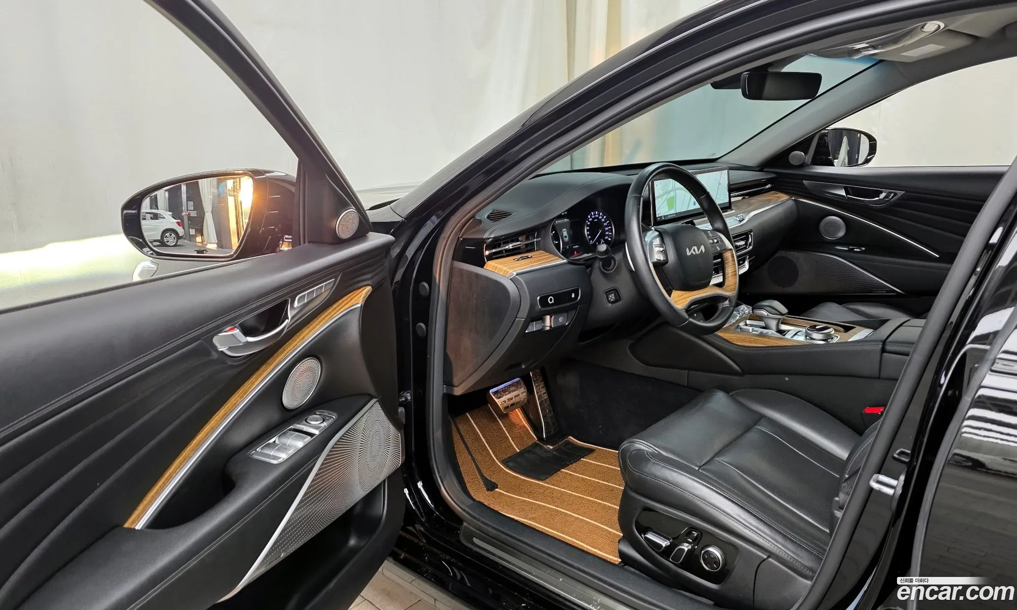 Kia K9 2023 — 11