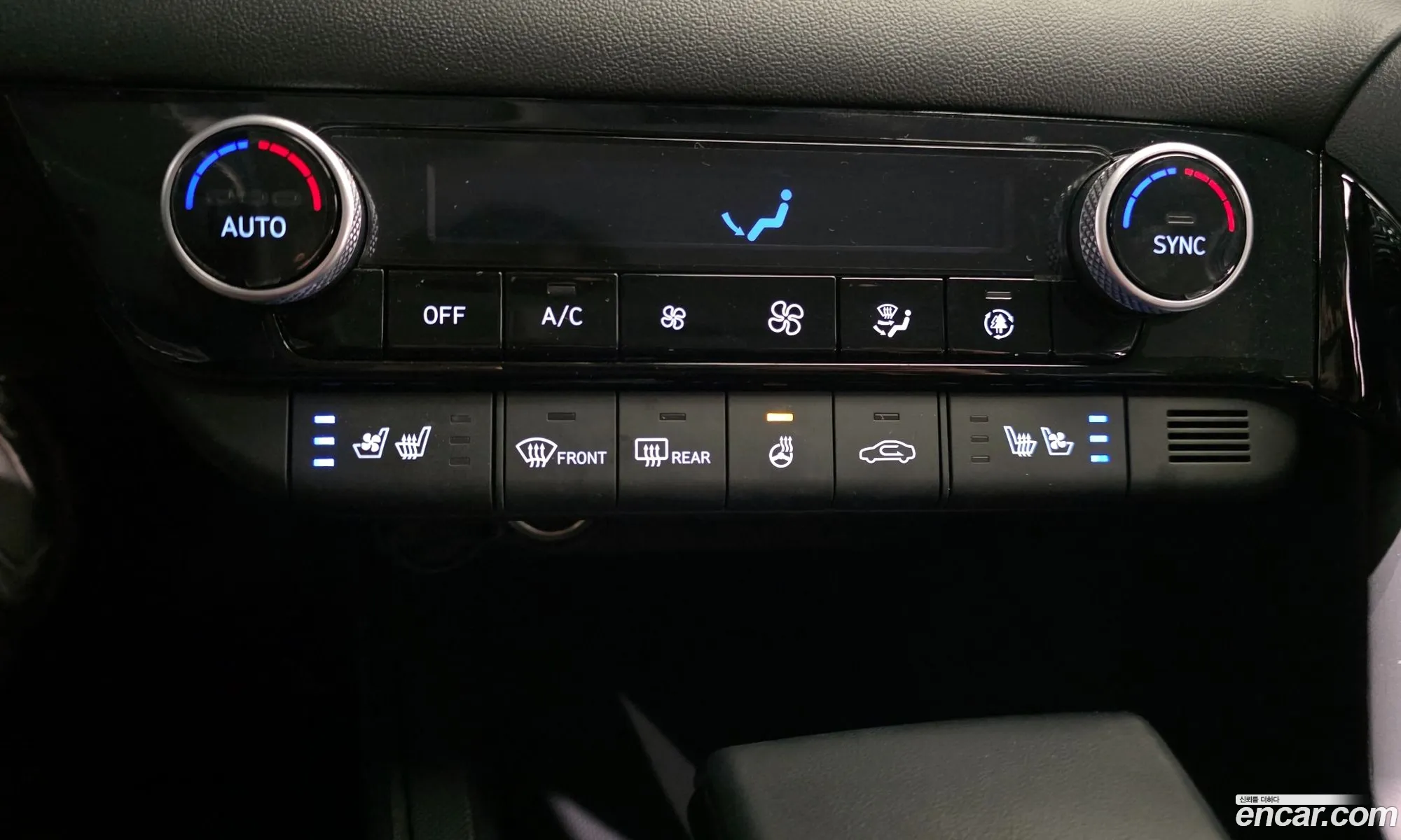 Hyundai Elantra Hybrid 2024 — 19