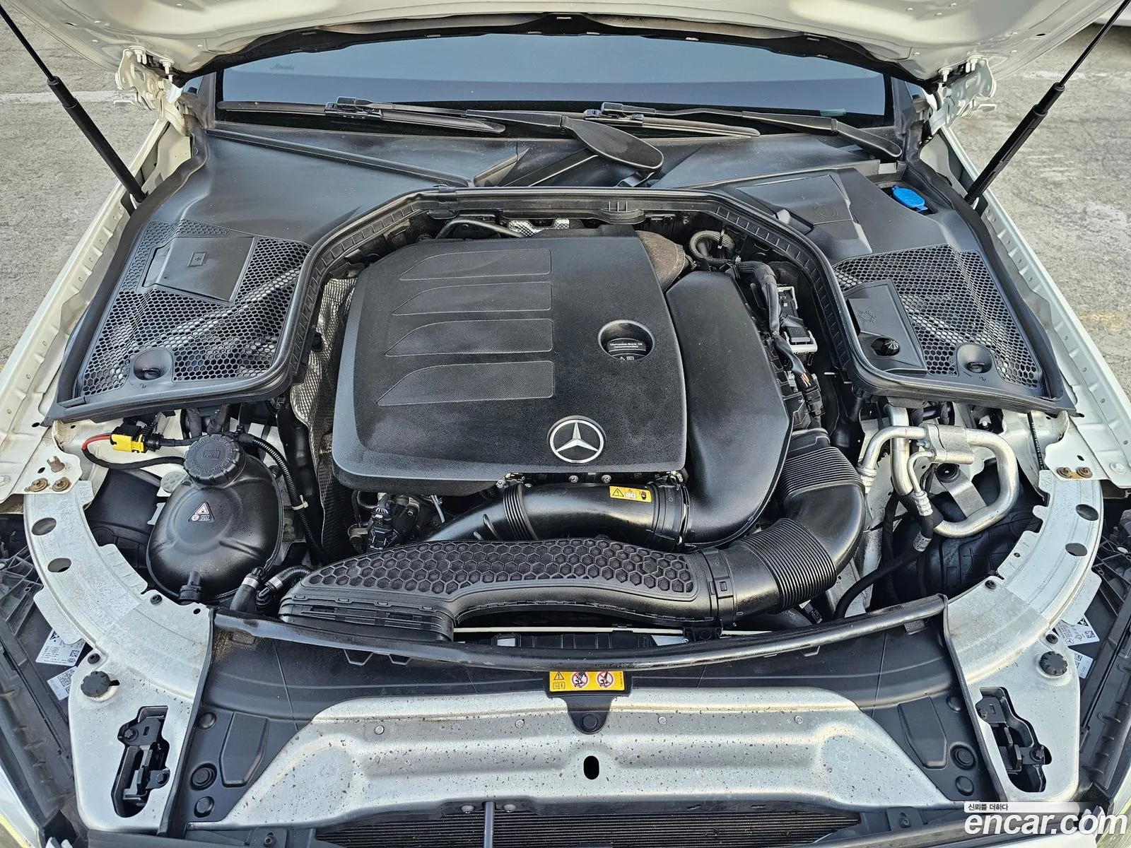 Mercedes-Benz C-Class W205 2020 — 10