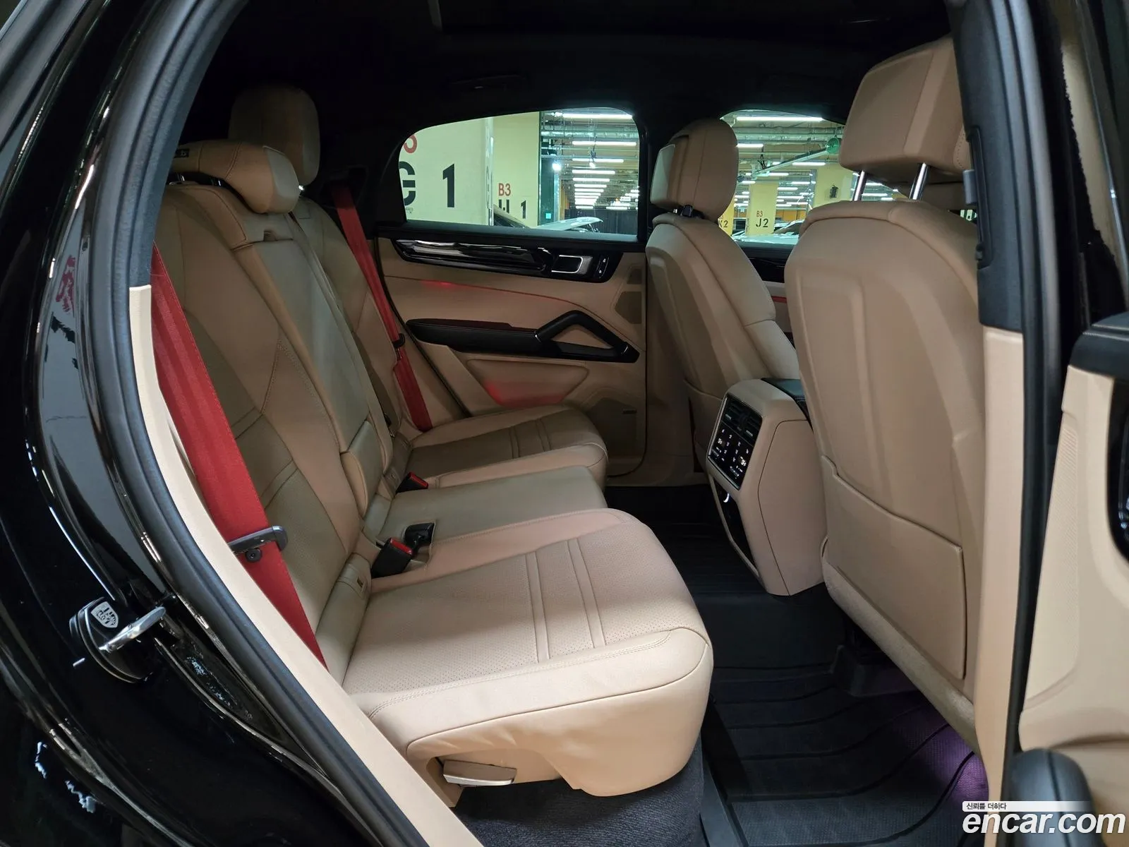 Porsche Cayenne 2021 — 13