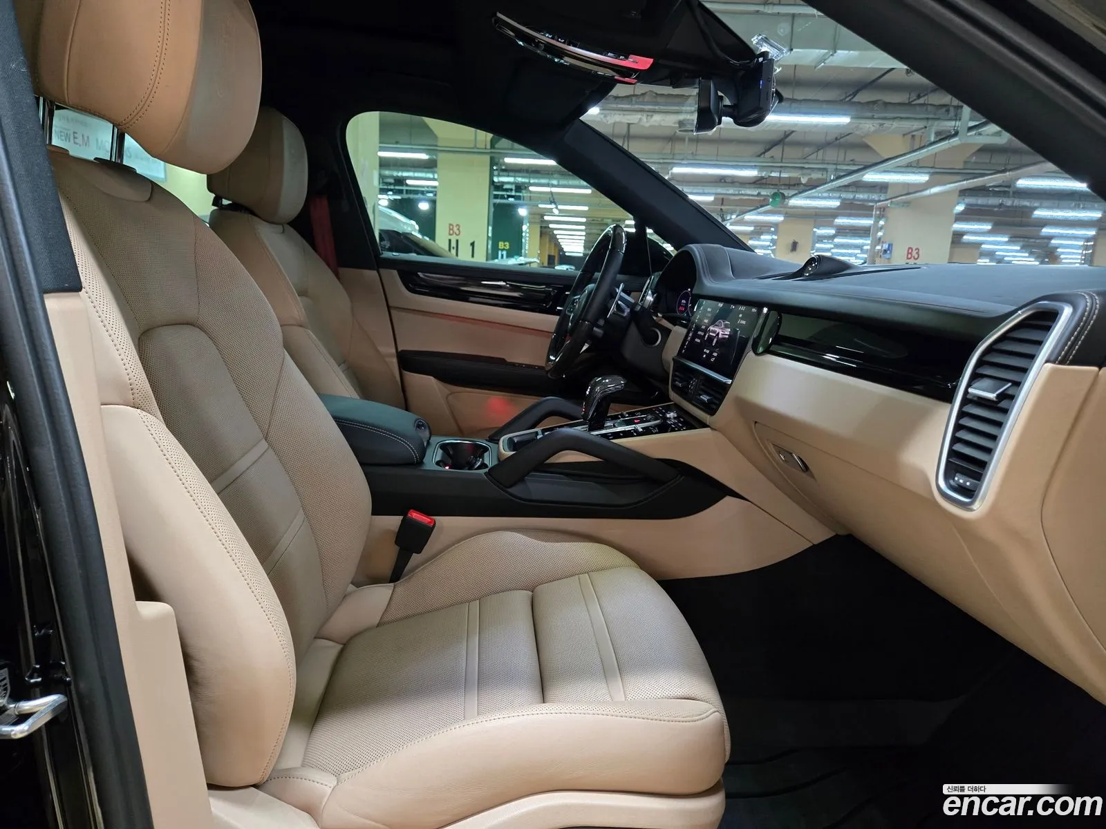 Porsche Cayenne 2021 — 17