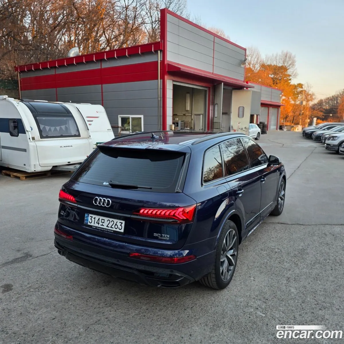 Audi Q7 2023 — 18