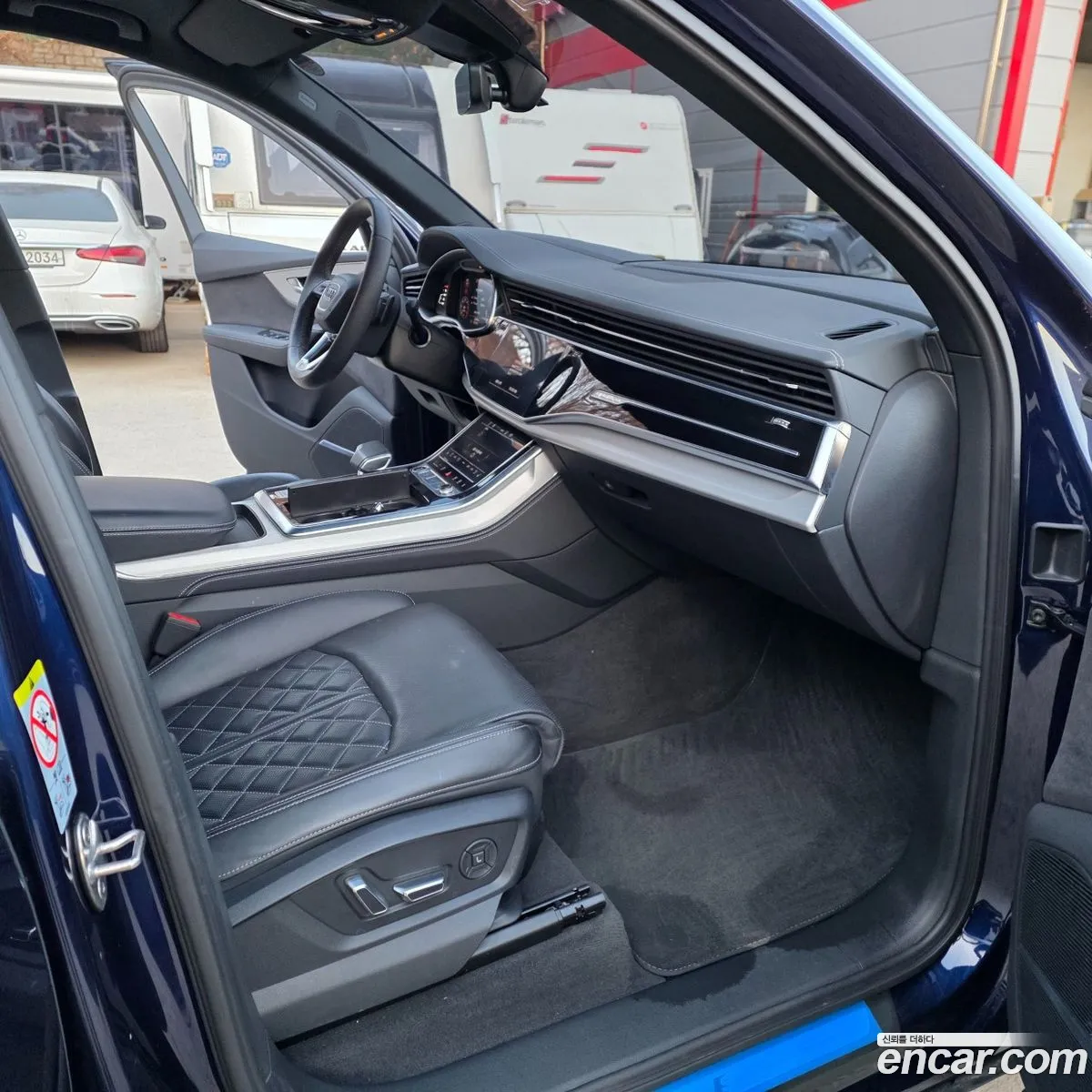 Audi Q7 2023 — 8