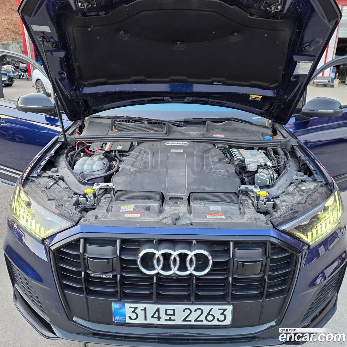 Audi Q7 2023 — 10