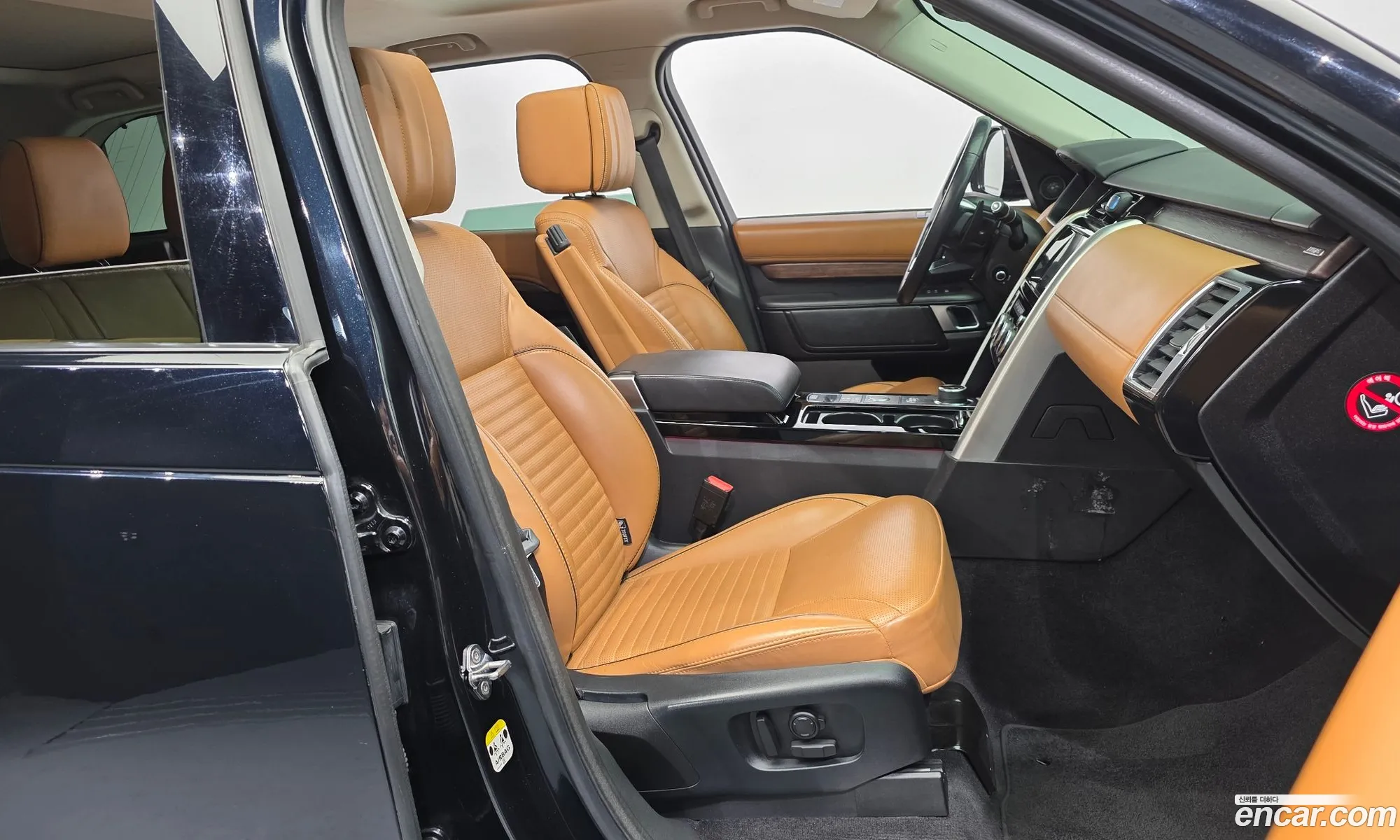 Land Rover Discovery 5 2018 SALRA2BK6JA059668 — 7