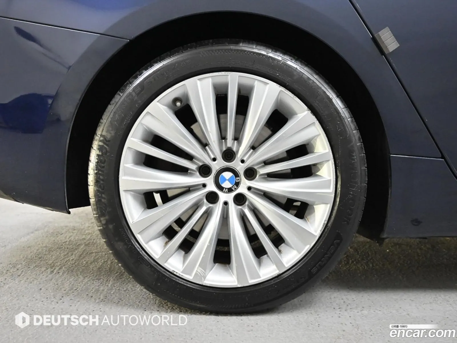 BMW 5 Series GT 2015 — 13