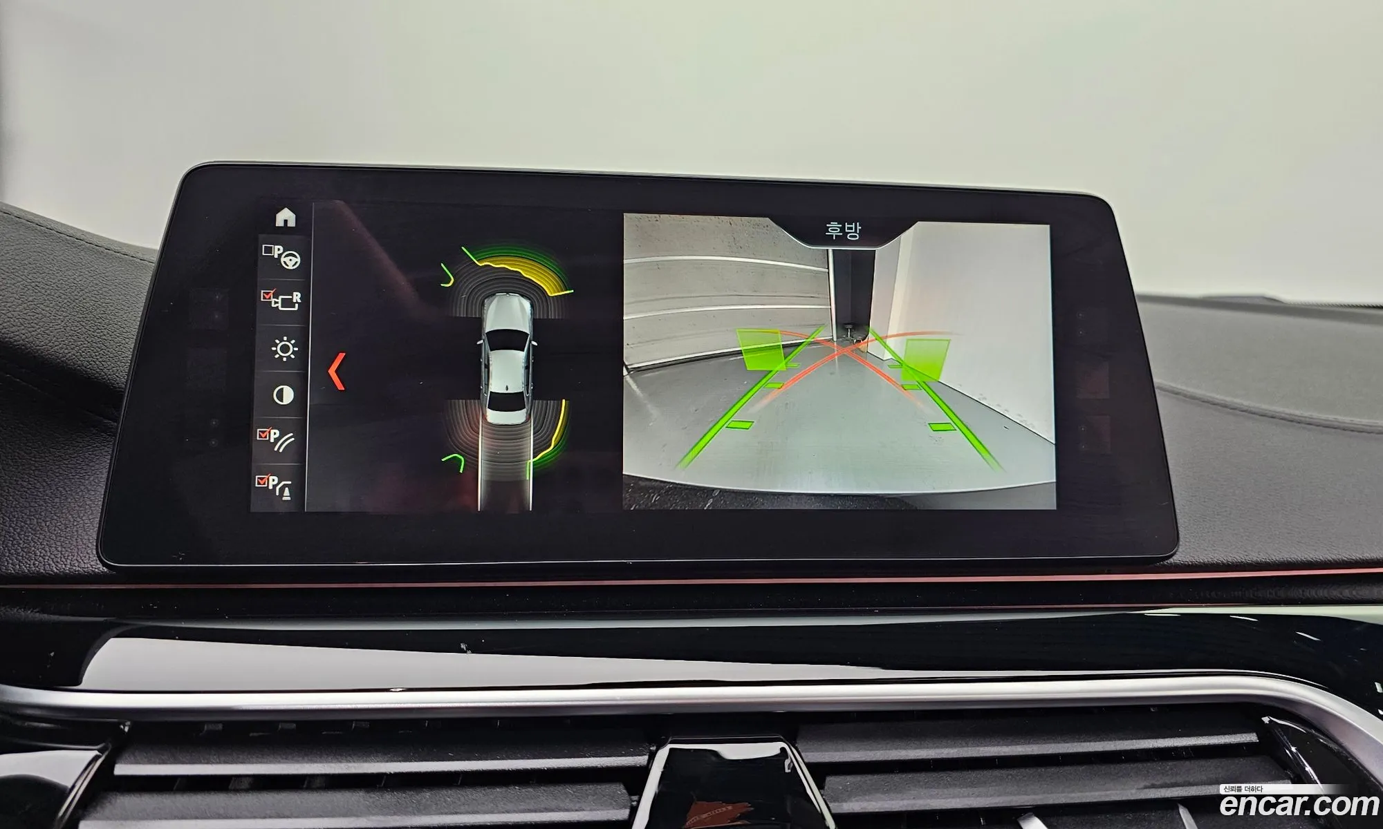 BMW 5 Series 2018 — 12