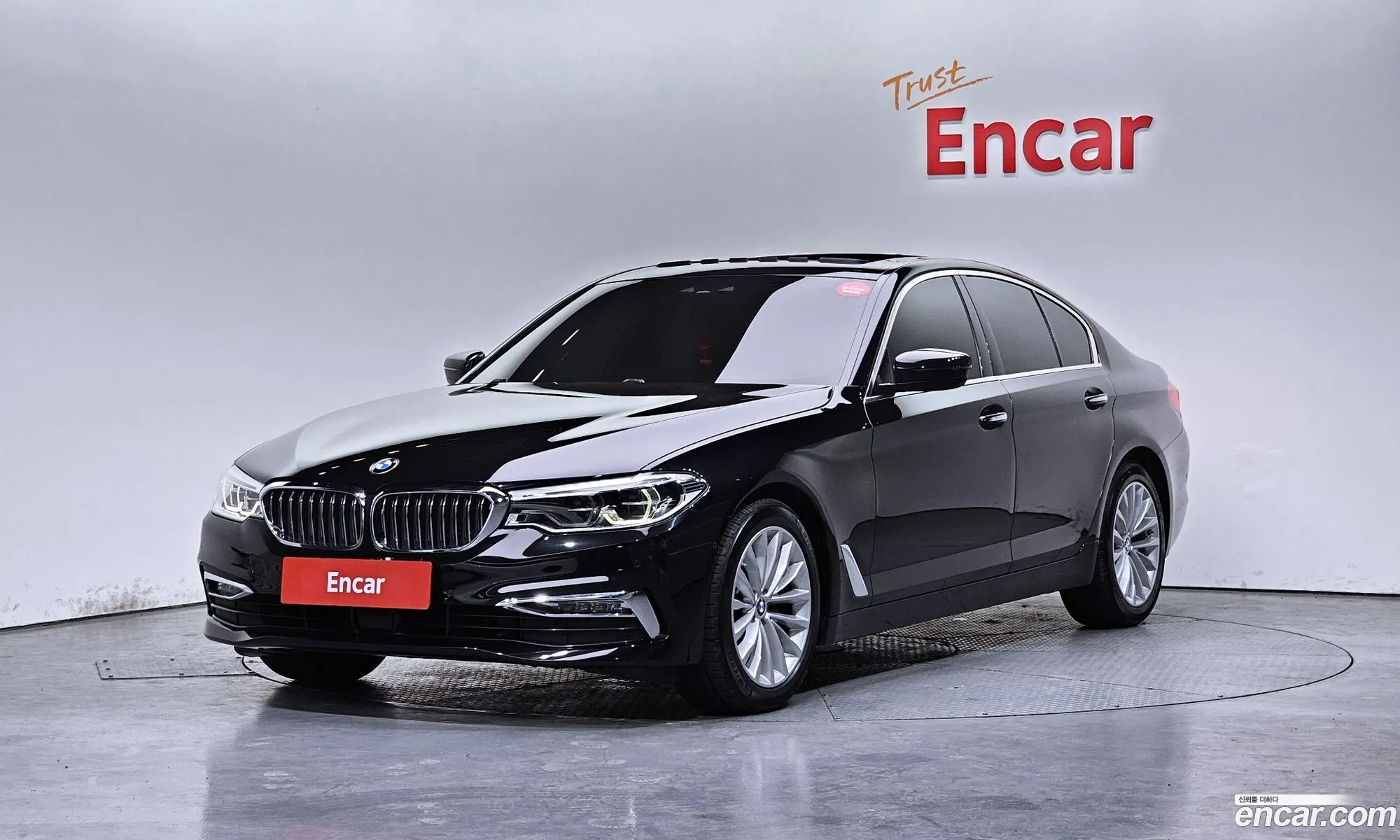 BMW 5 Series 2018 — 11