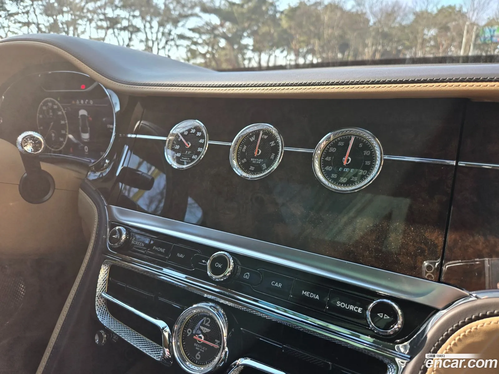 Bentley Flying Spur 2022 — 20