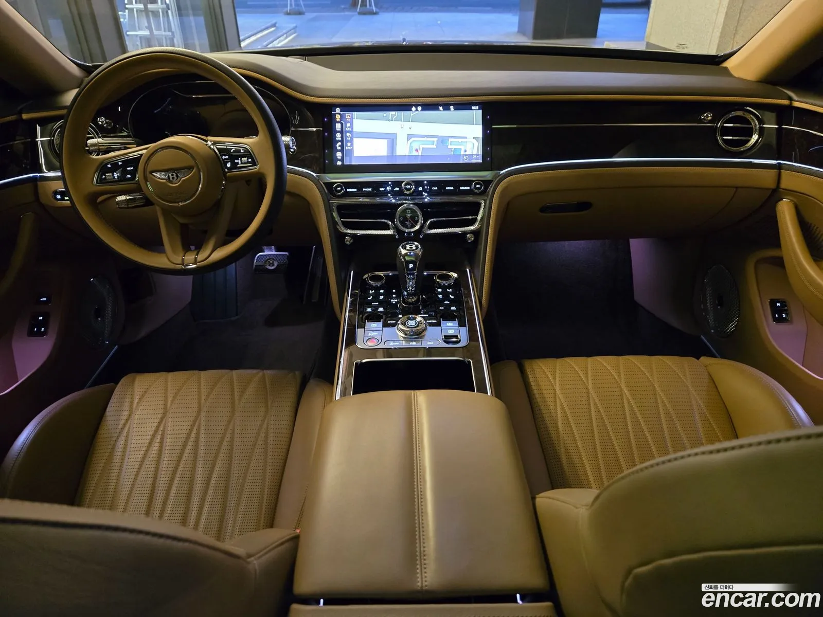 Bentley Flying Spur 2022 — 15
