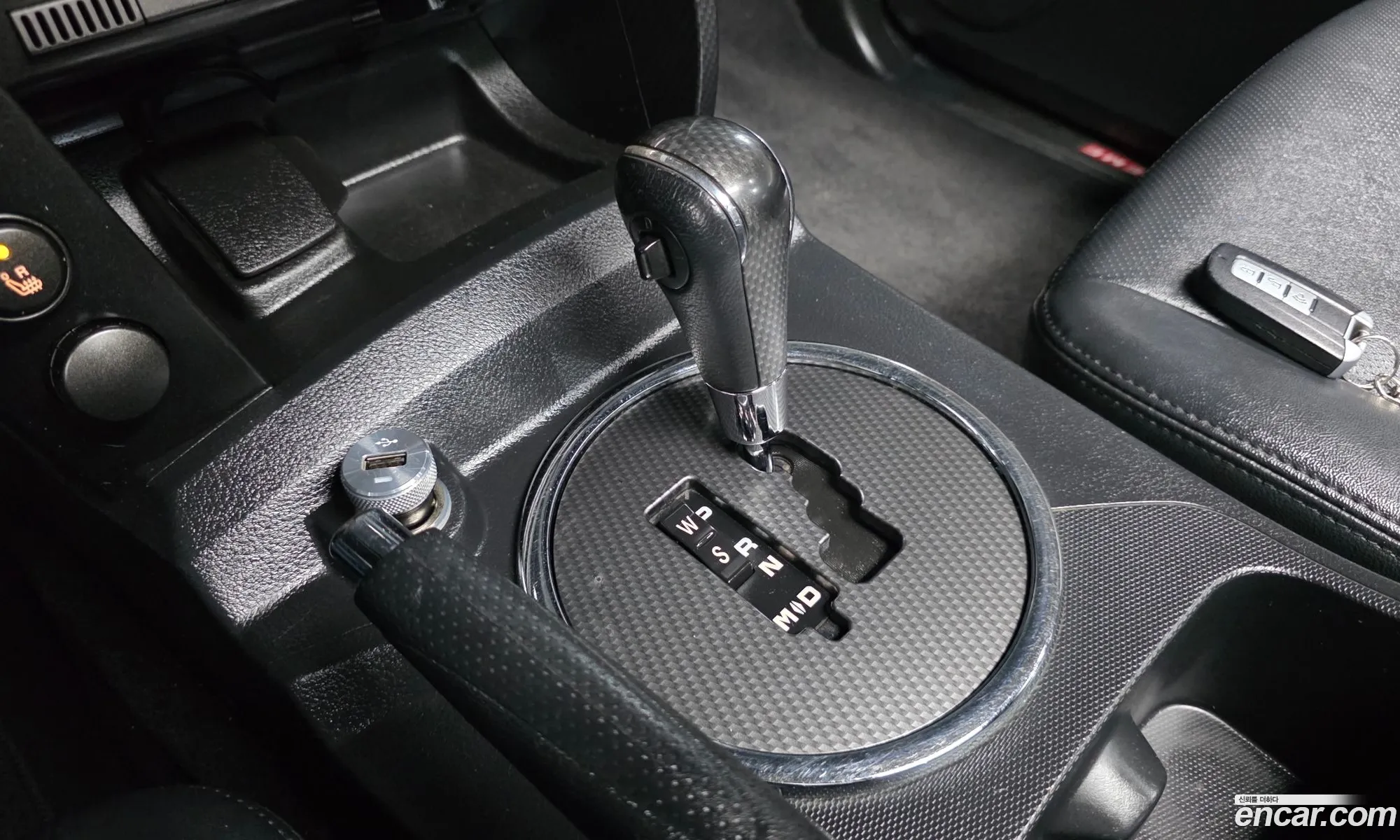 KG Mobility (SsangYong) Korando Sports 2015 — 12