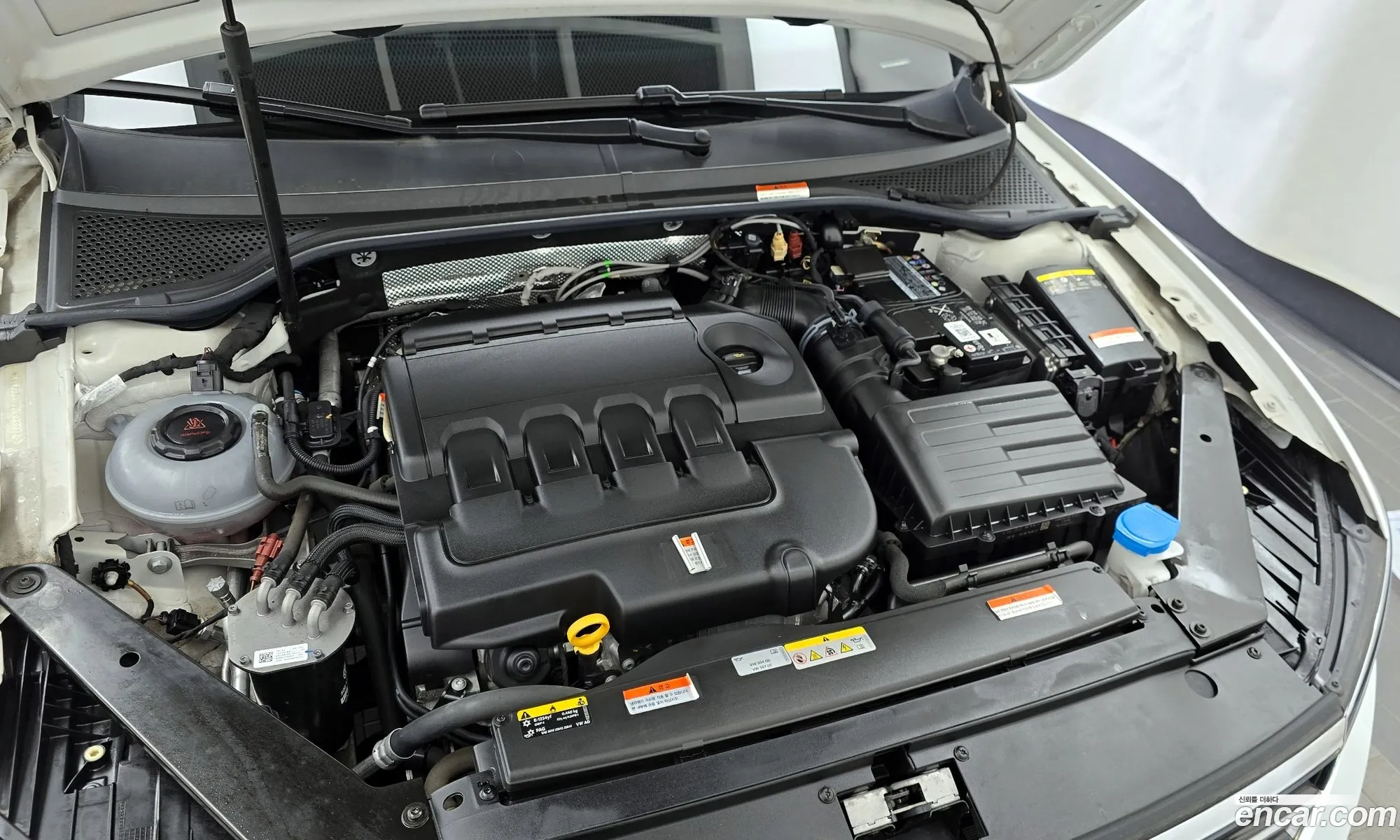 Volkswagen Passat GT 2021 — 18
