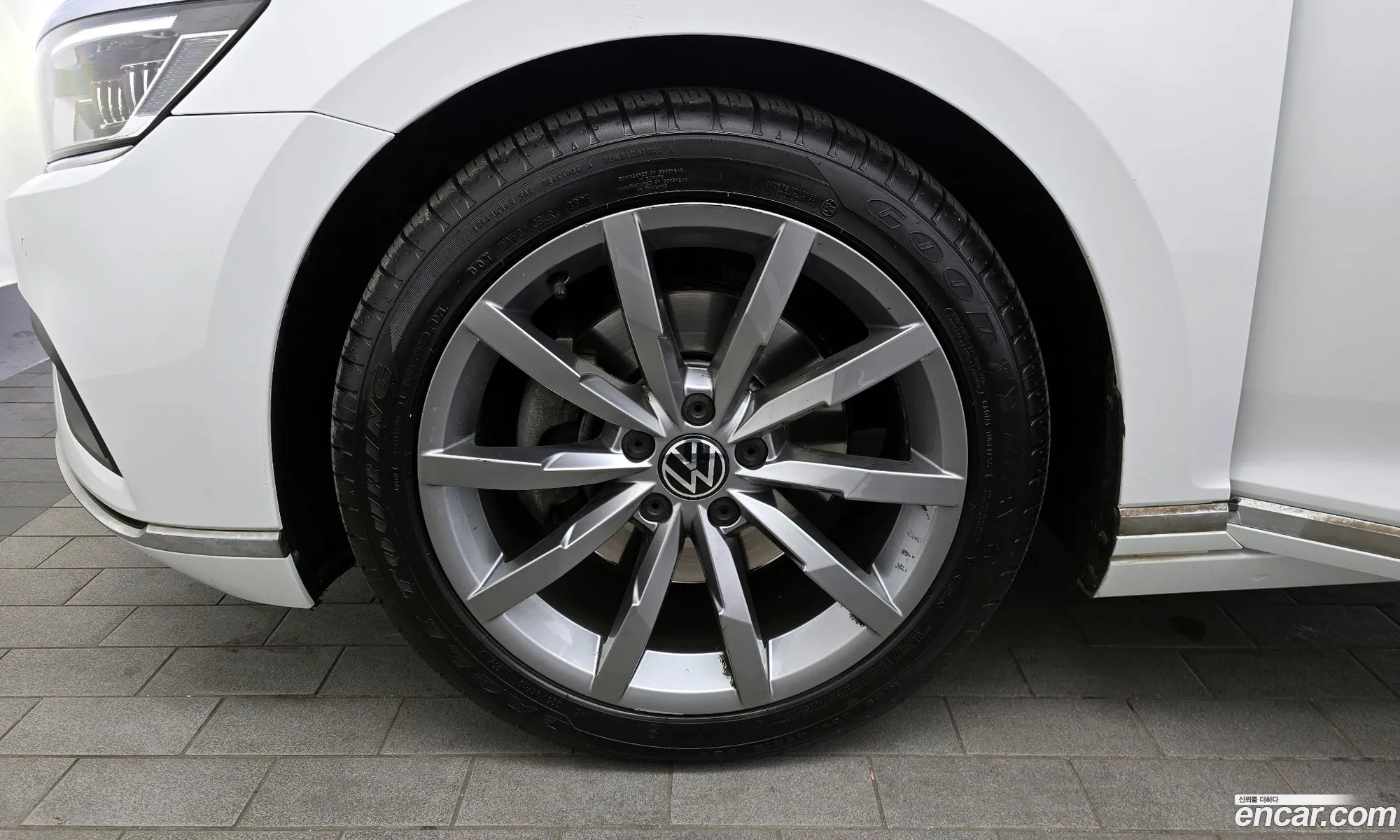 Volkswagen Passat GT 2021 — 12