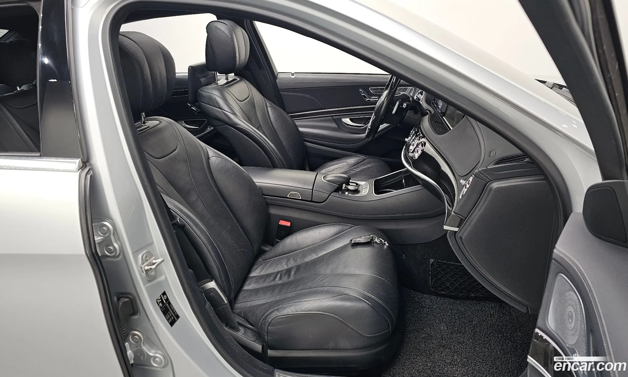 Mercedes-Benz S-Class W222 2016 WDDUG3DB2GA251266 — 20