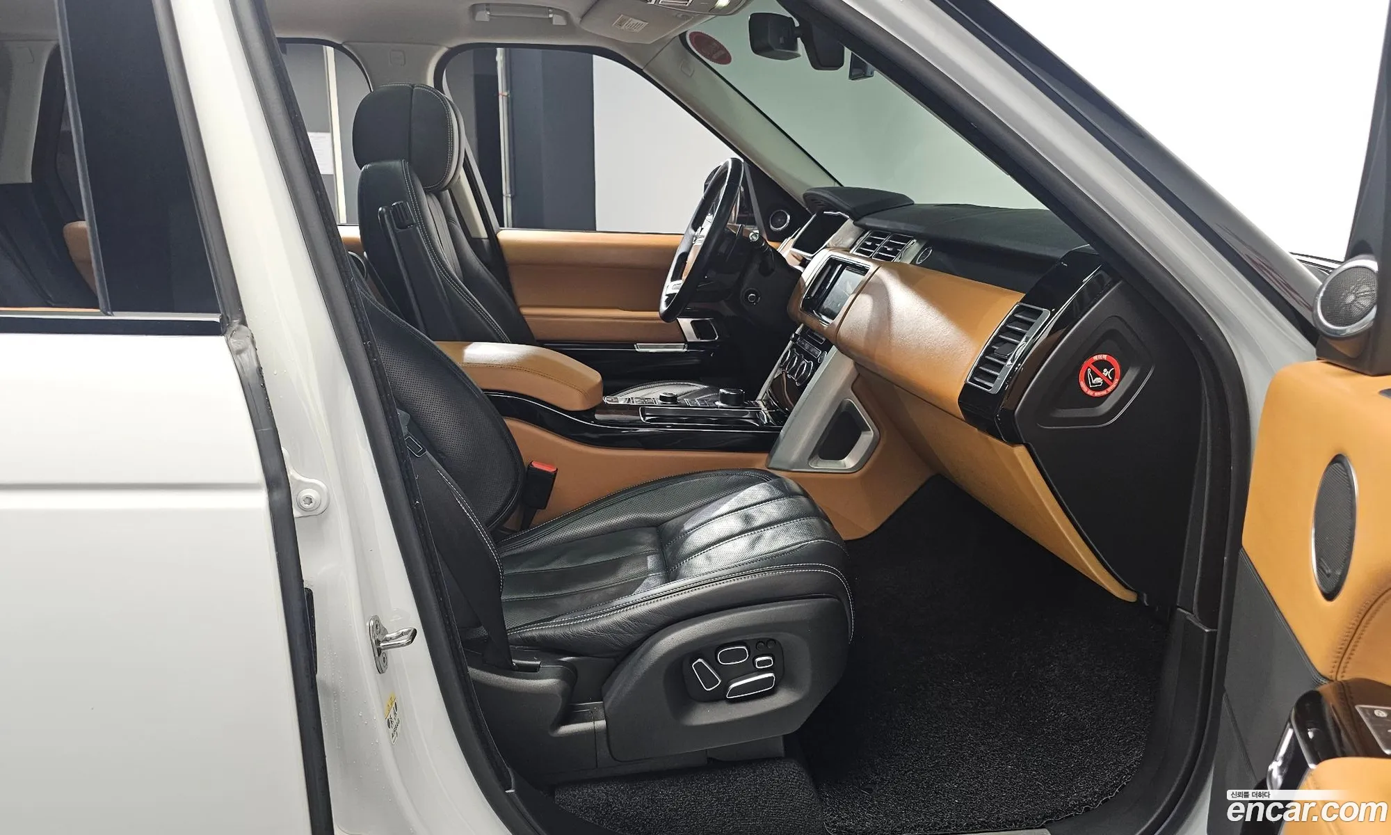 Land Rover Range Rover 2013 SALGA2KF8DA110831 — 2
