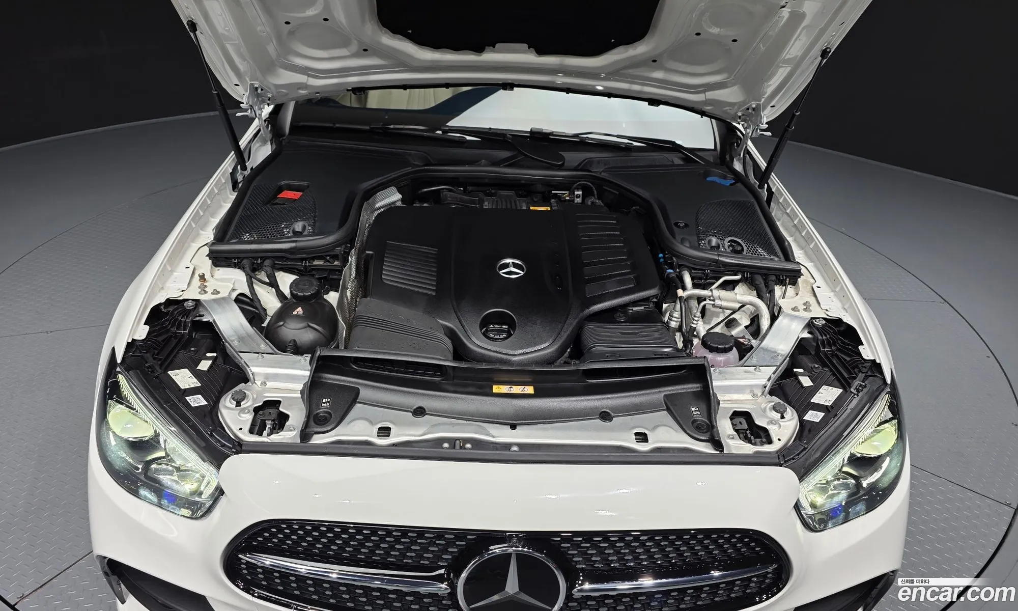 Mercedes-Benz E-Class W213 2022 — 17