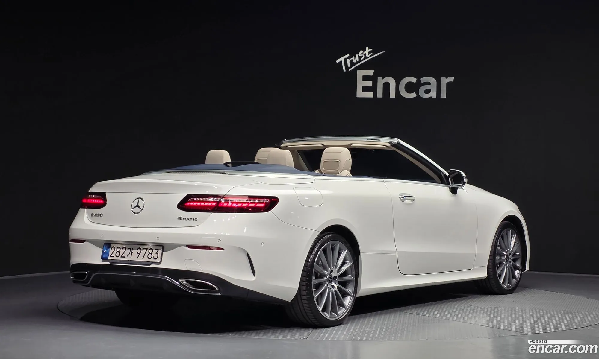 Mercedes-Benz E-Class W213 2022 — 19