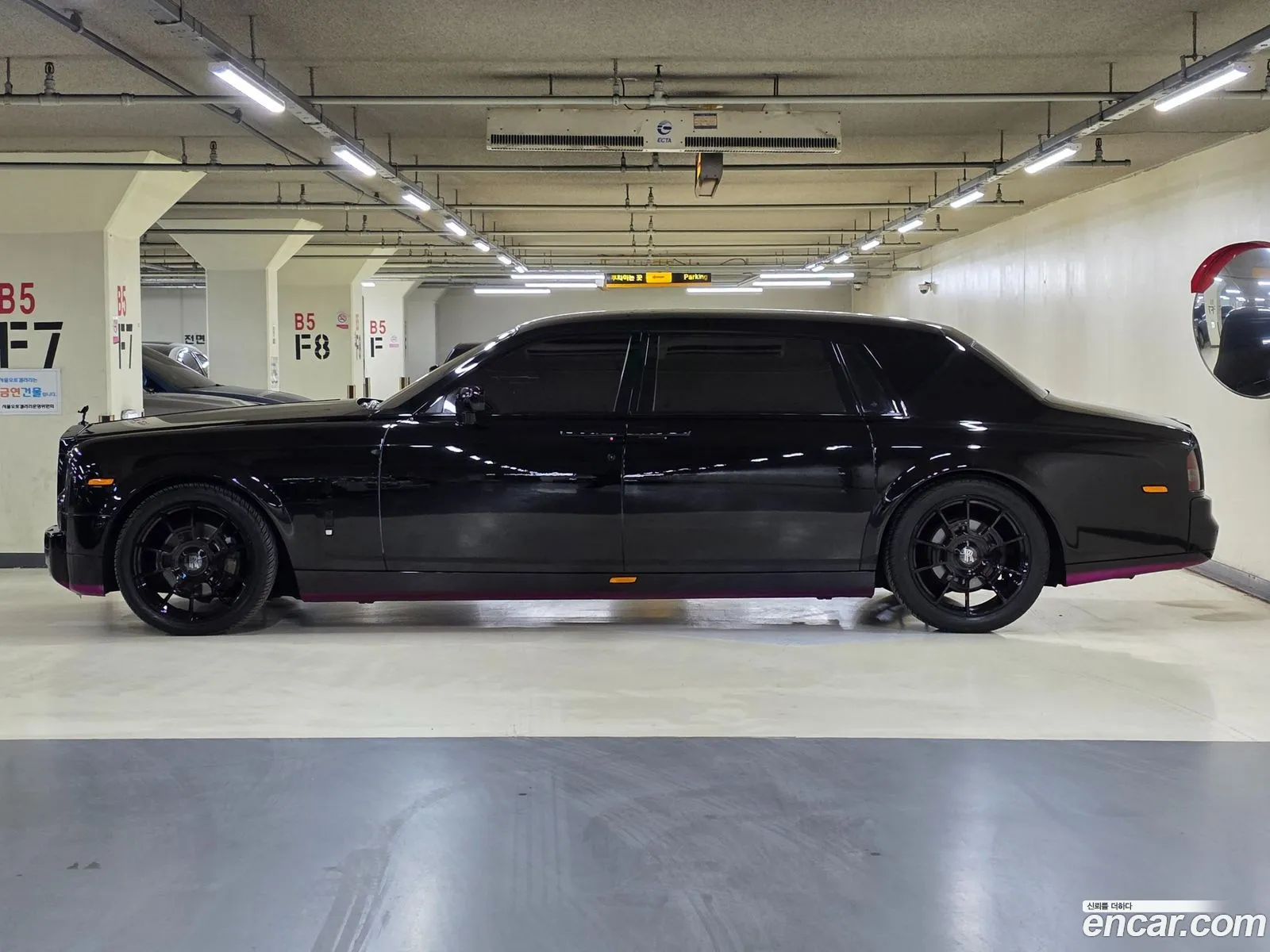 Rolls-Royce Phantom 2008 — 16