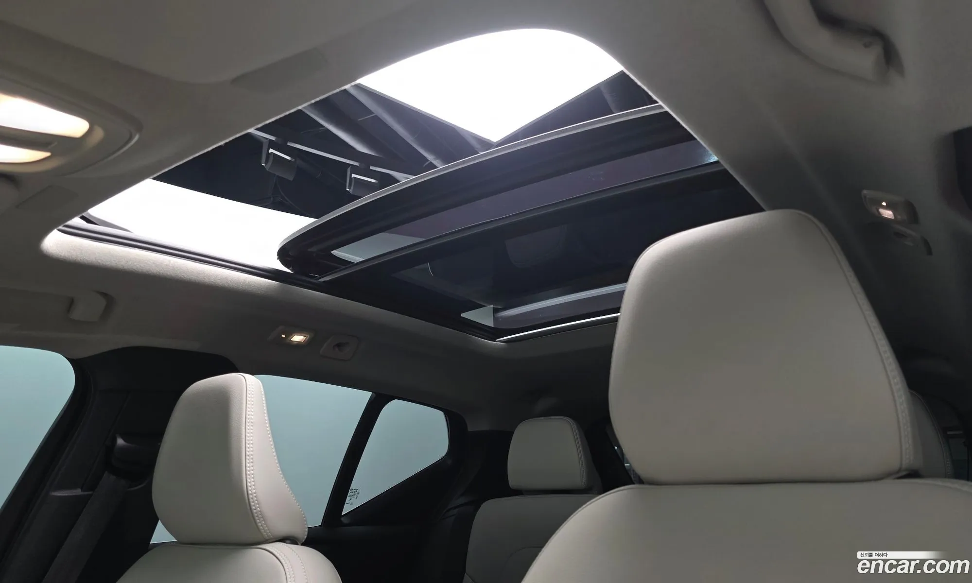Volvo XC40 2024 — 16