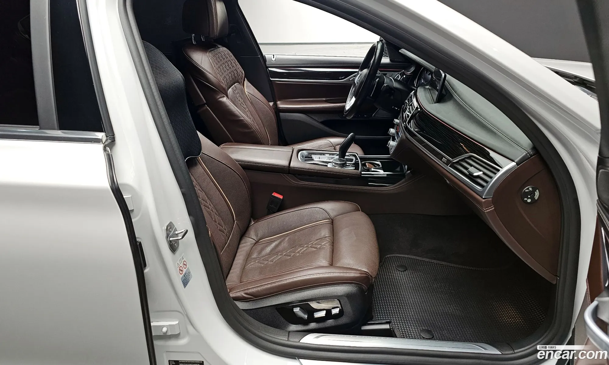 BMW 7 Series 2019 WBA7E4105KGV46838 — 18