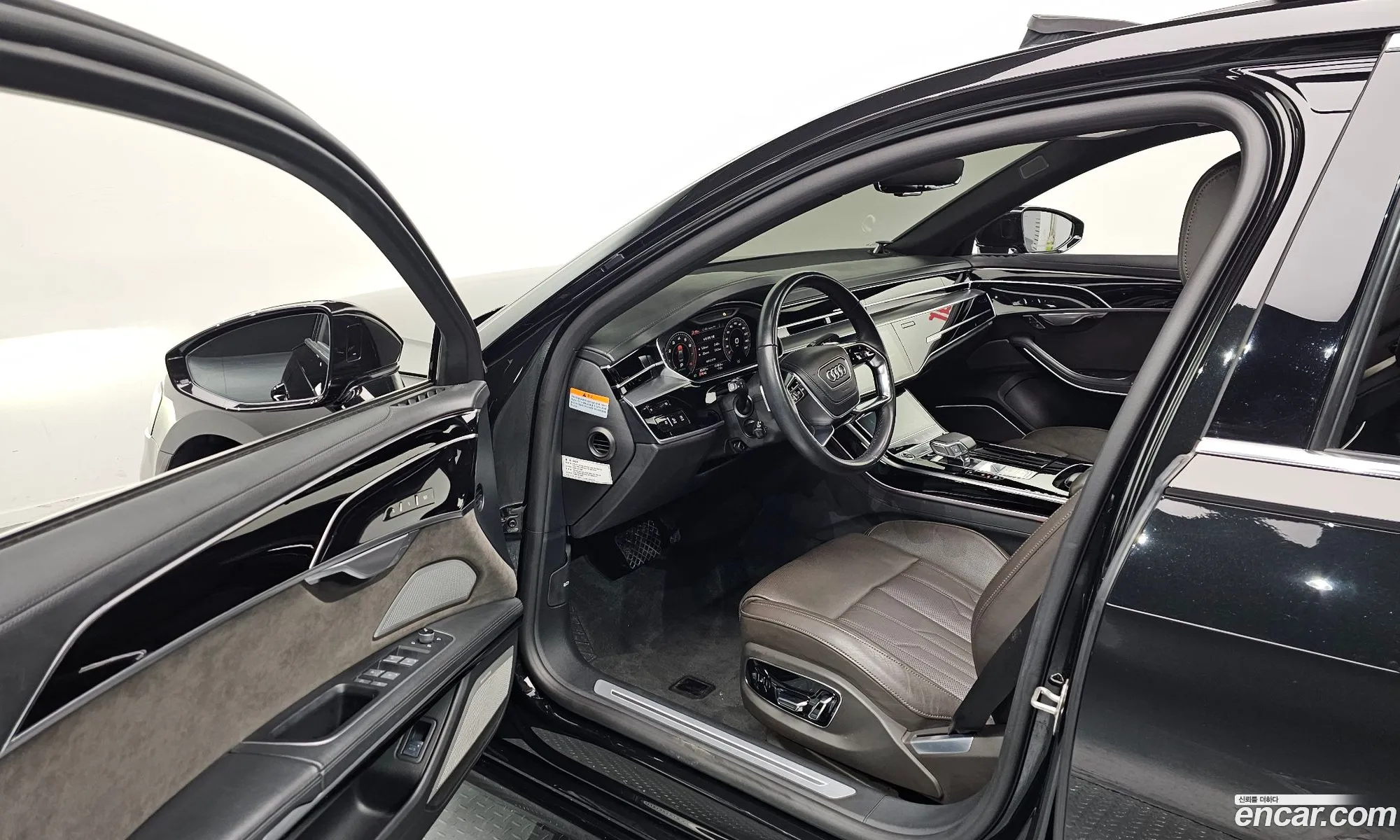 Audi A8 2021 WAUZZZF85MN032284 — 4