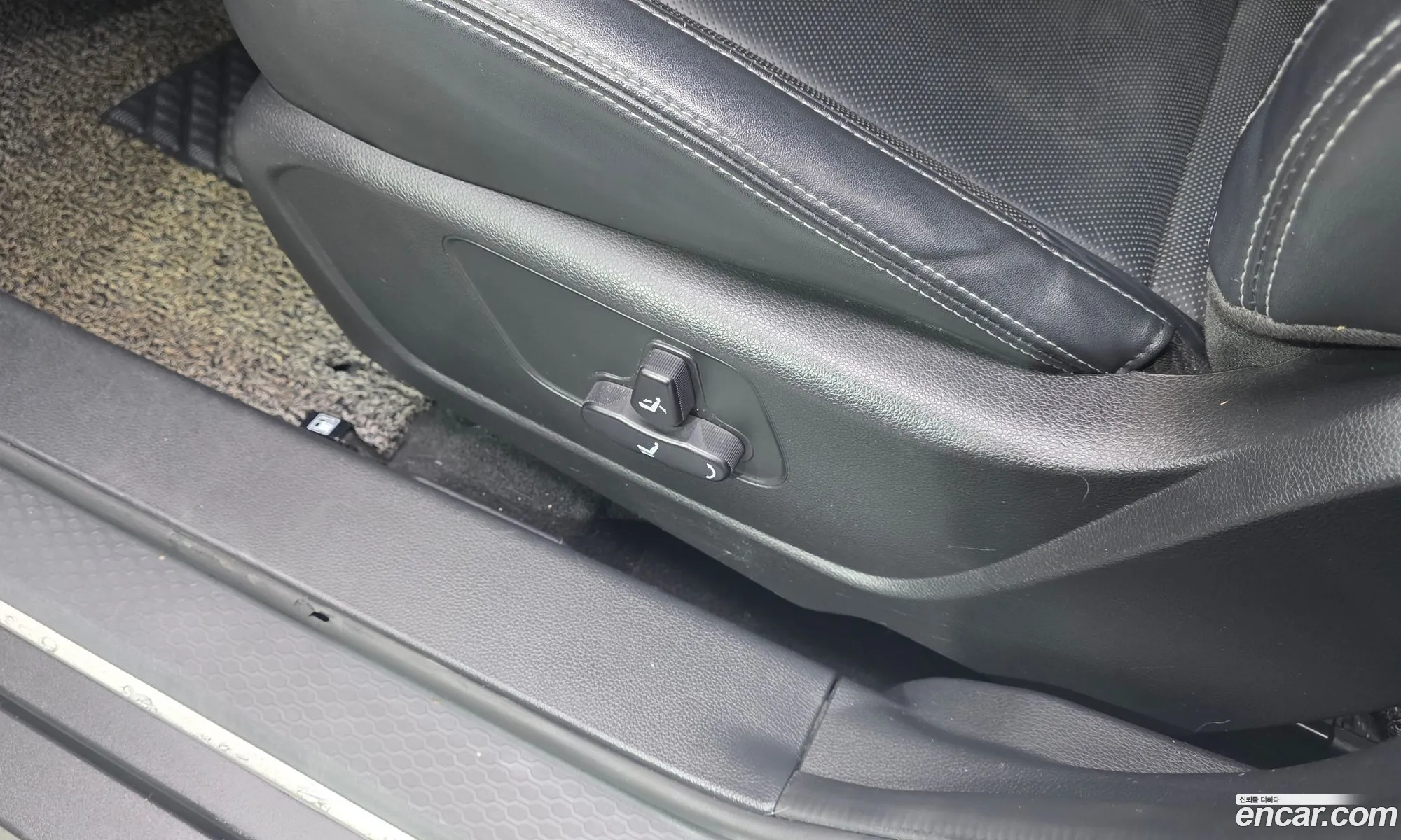 KG Mobility (SsangYong) Tivoli Armour 2018 — 13