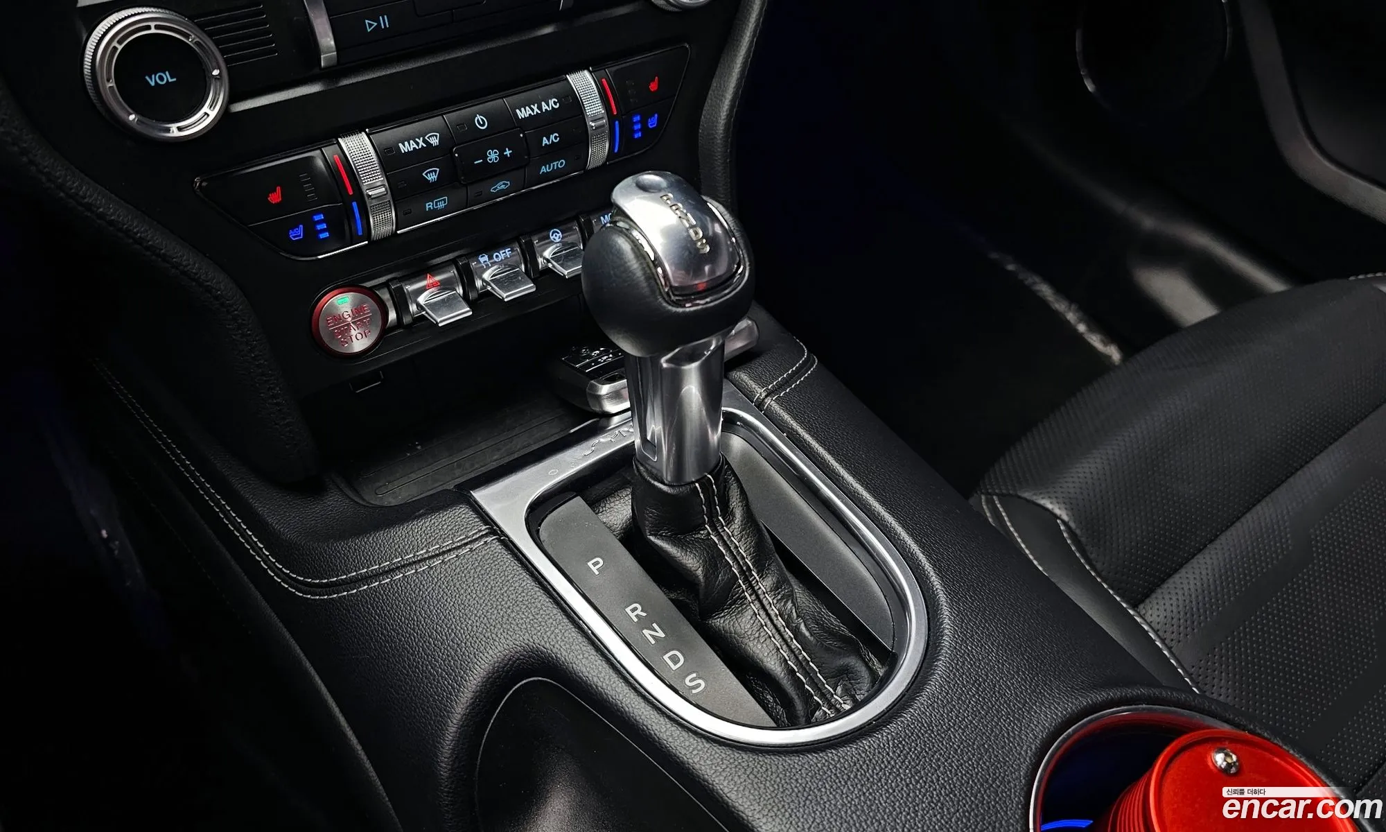 Ford Mustang 2021 — 15