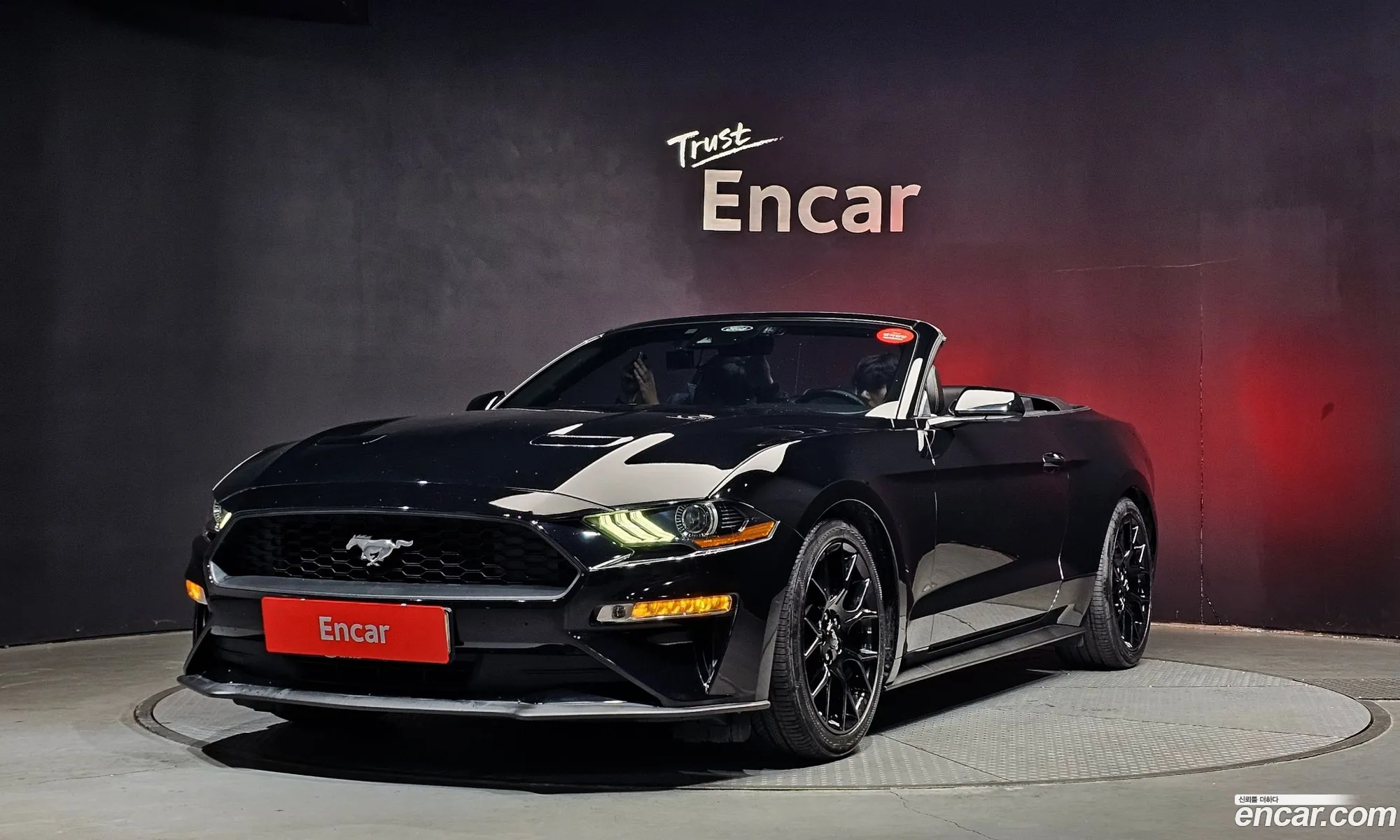 Ford Mustang 2021 — 2