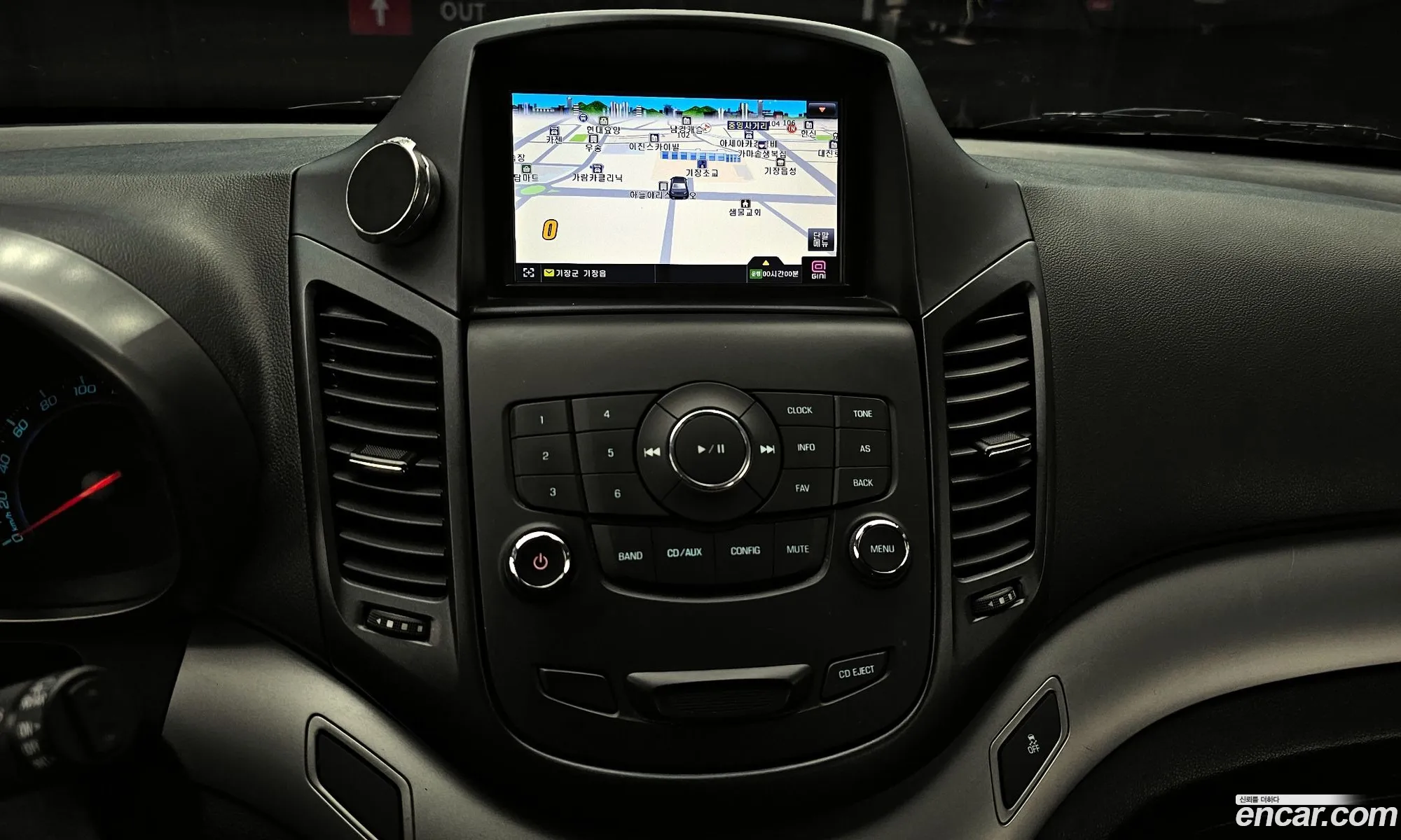 Chevrolet (GM Daewoo) Orlando 2017 — 9