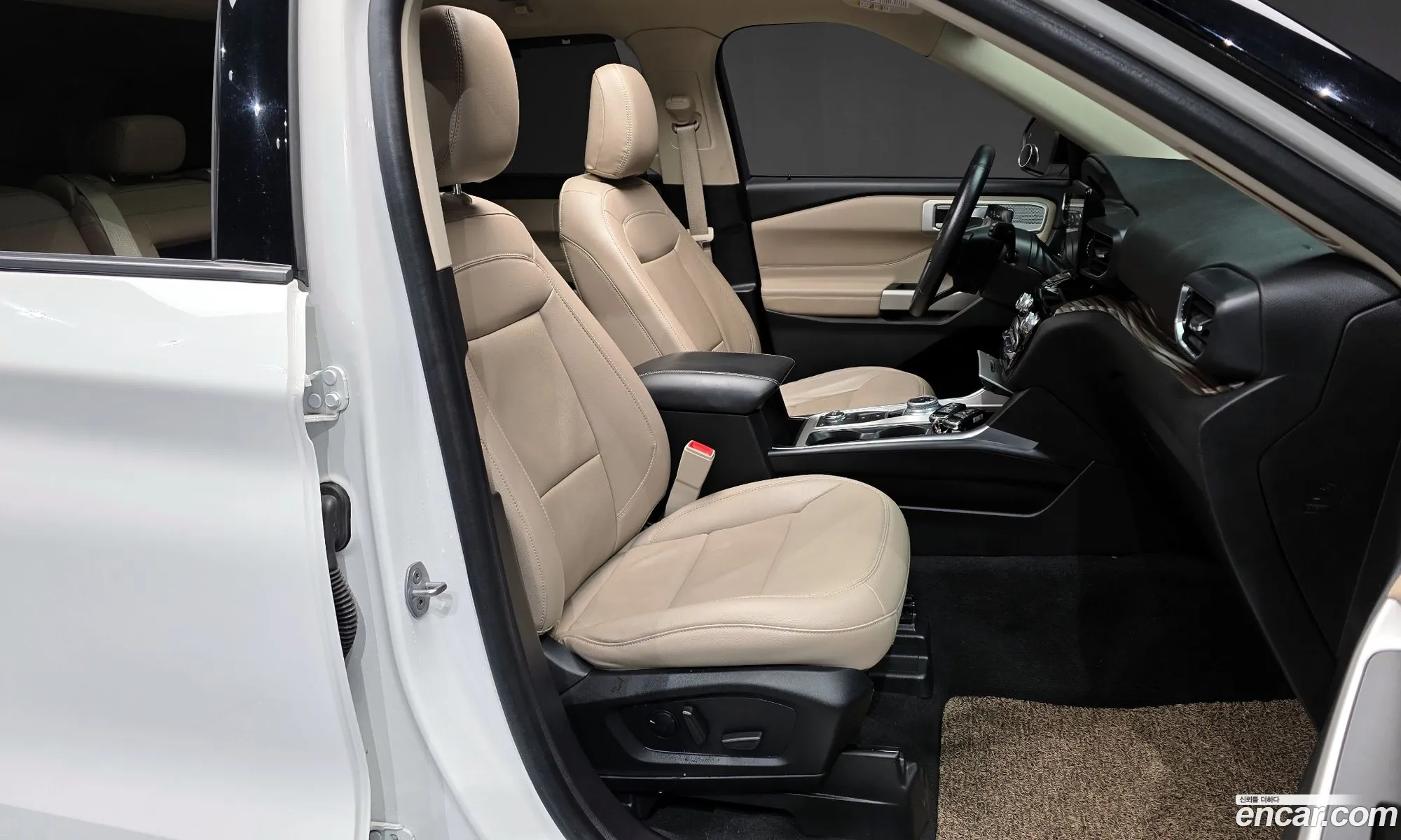 Ford Explorer 6th Gen 2022 1FMSK8FH0NGB24617 — 7