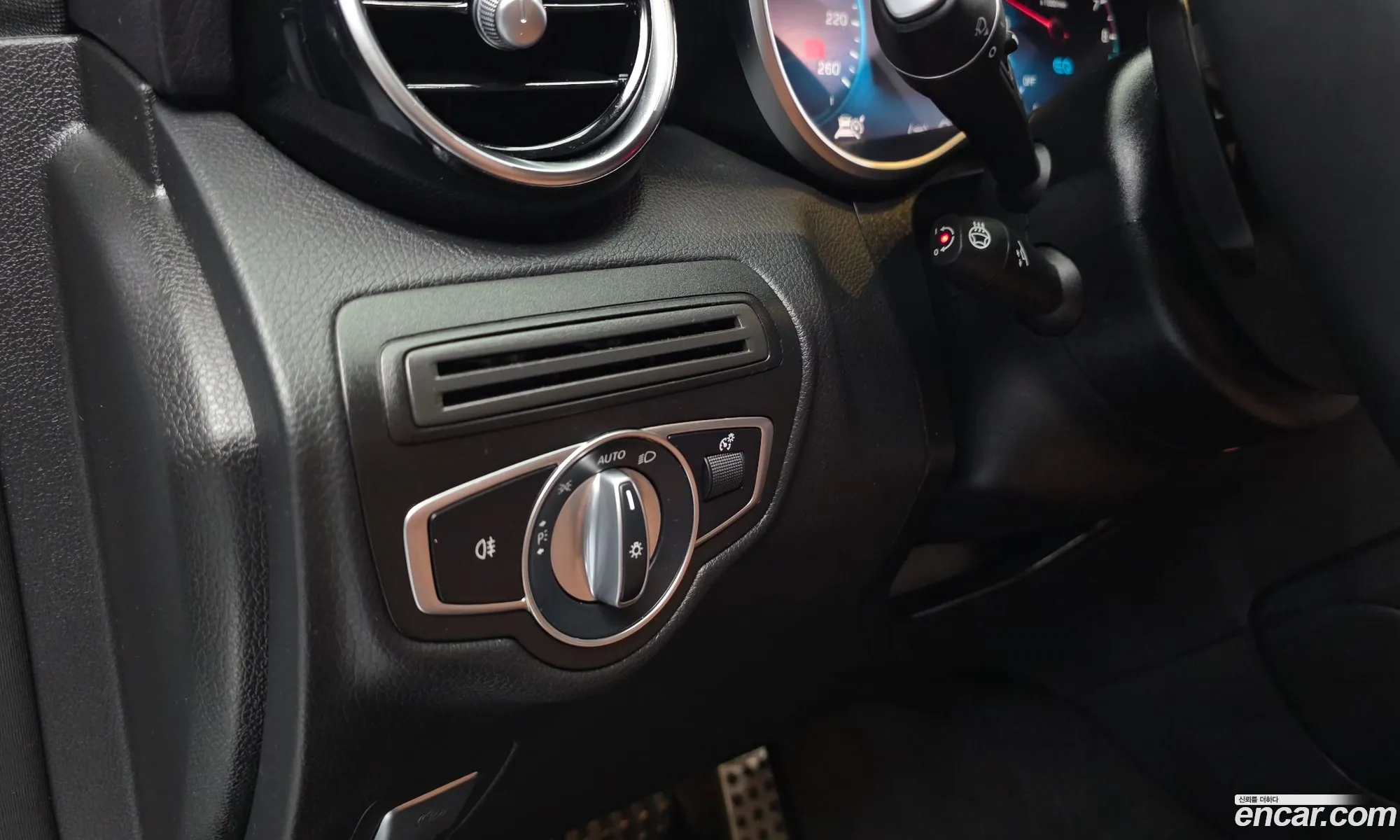 Mercedes-Benz GLC-Class X253 2022 — 20