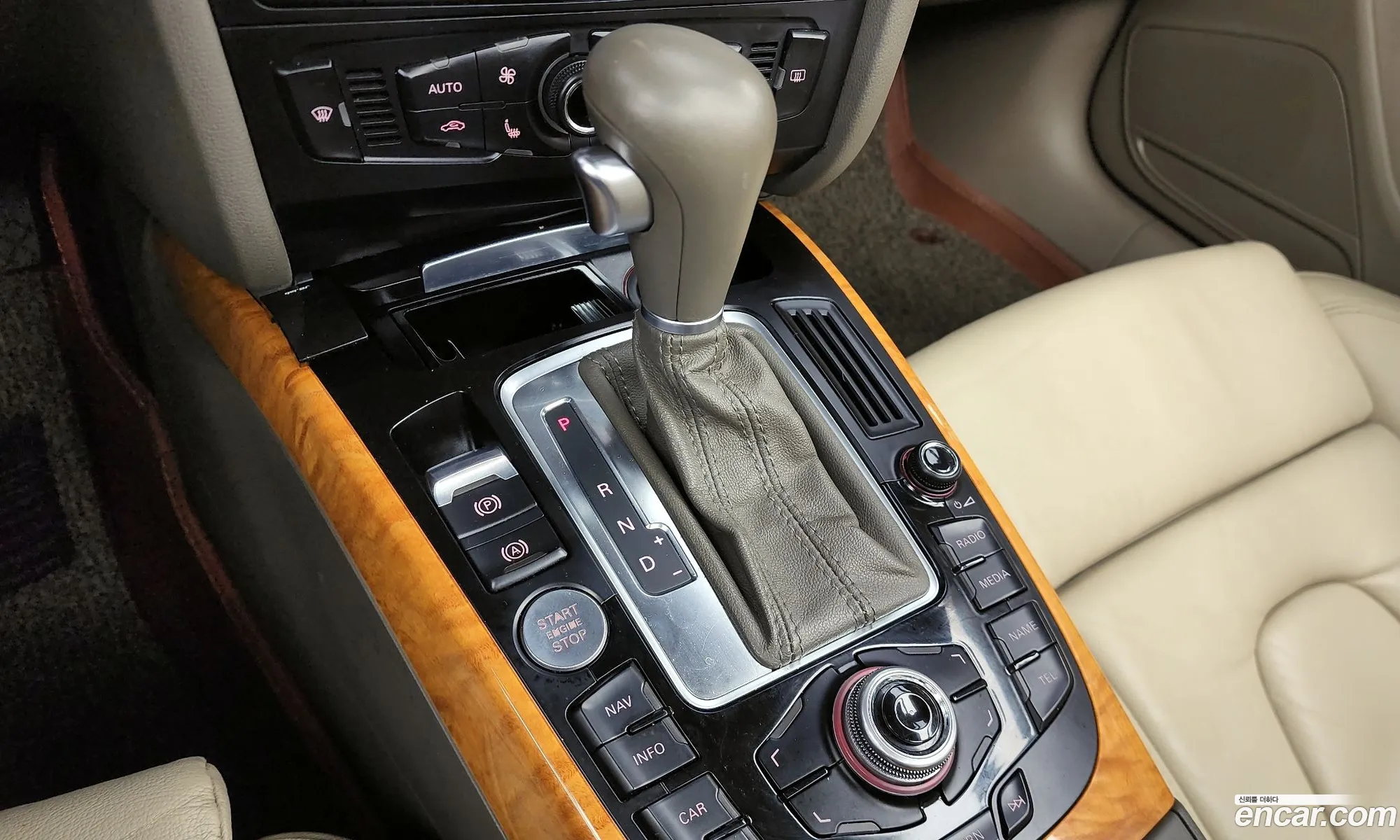 Audi A5 2011 WAUZZZ8F3BN010082 — 19