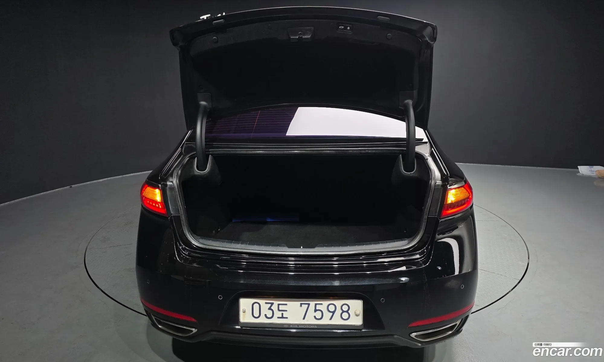 Kia K7 2017 — 9