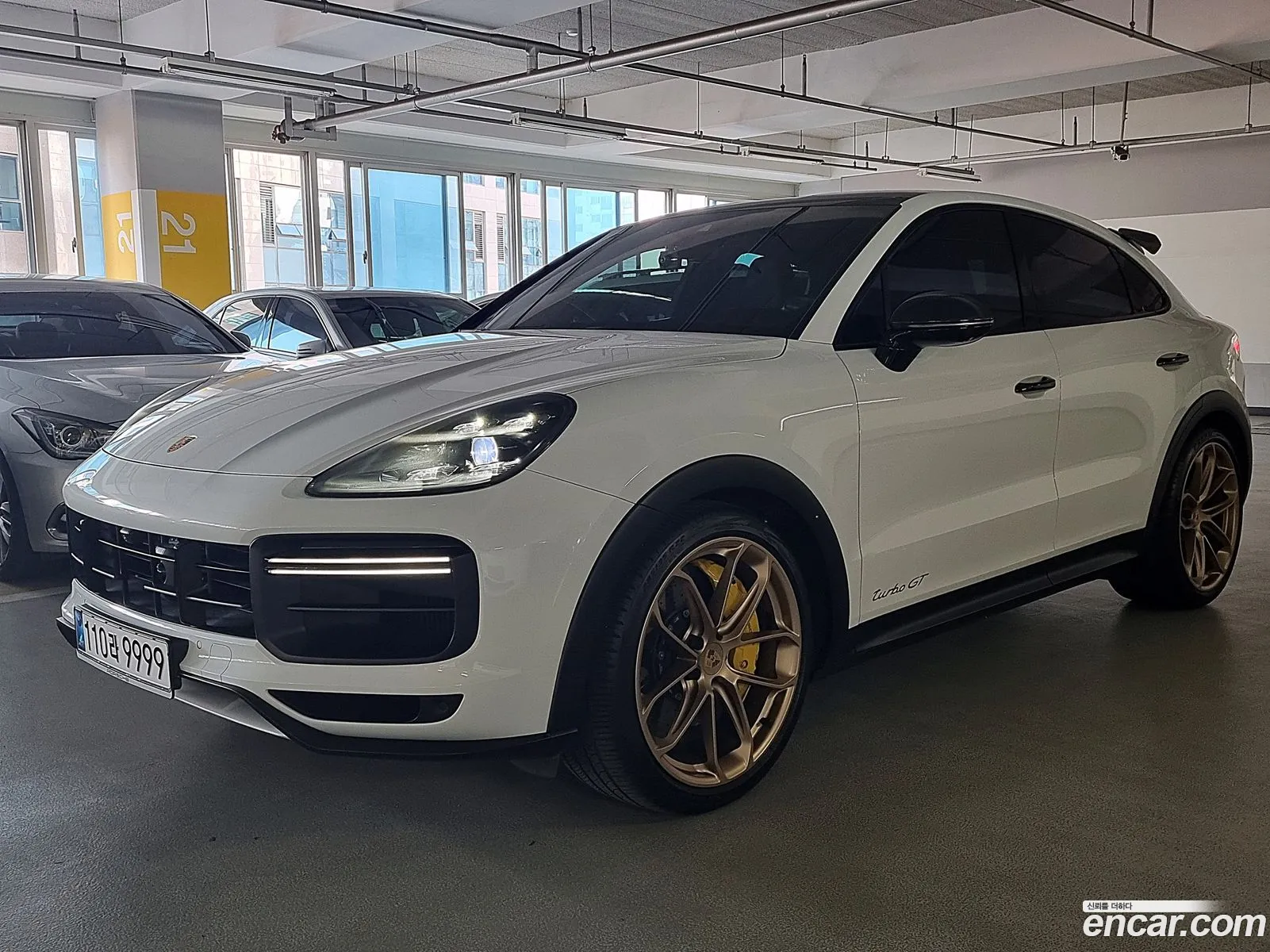 Porsche Cayenne 2023 — 18