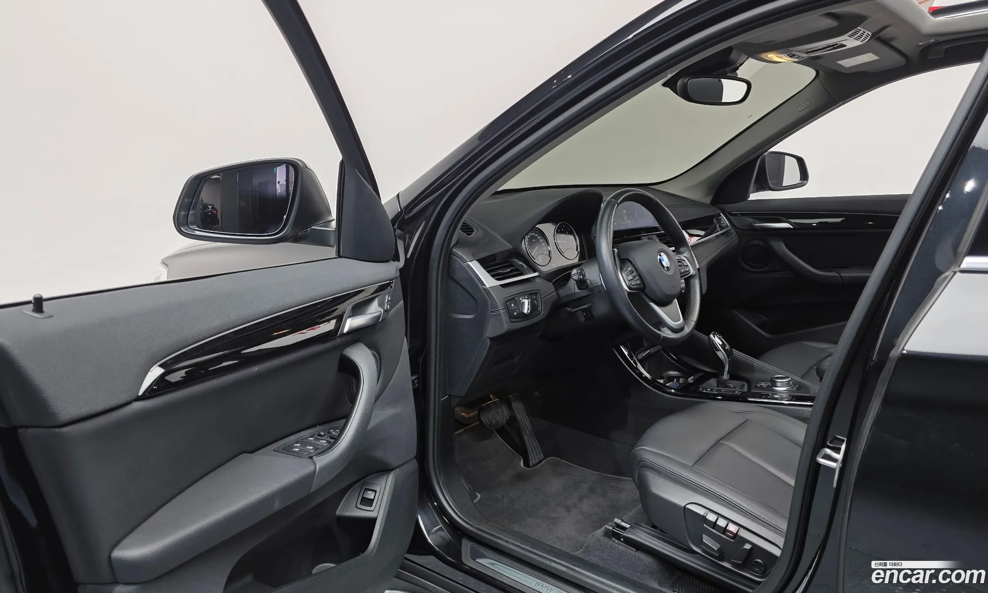 BMW X1 2022 WBA11DG05N5U78243 — 4