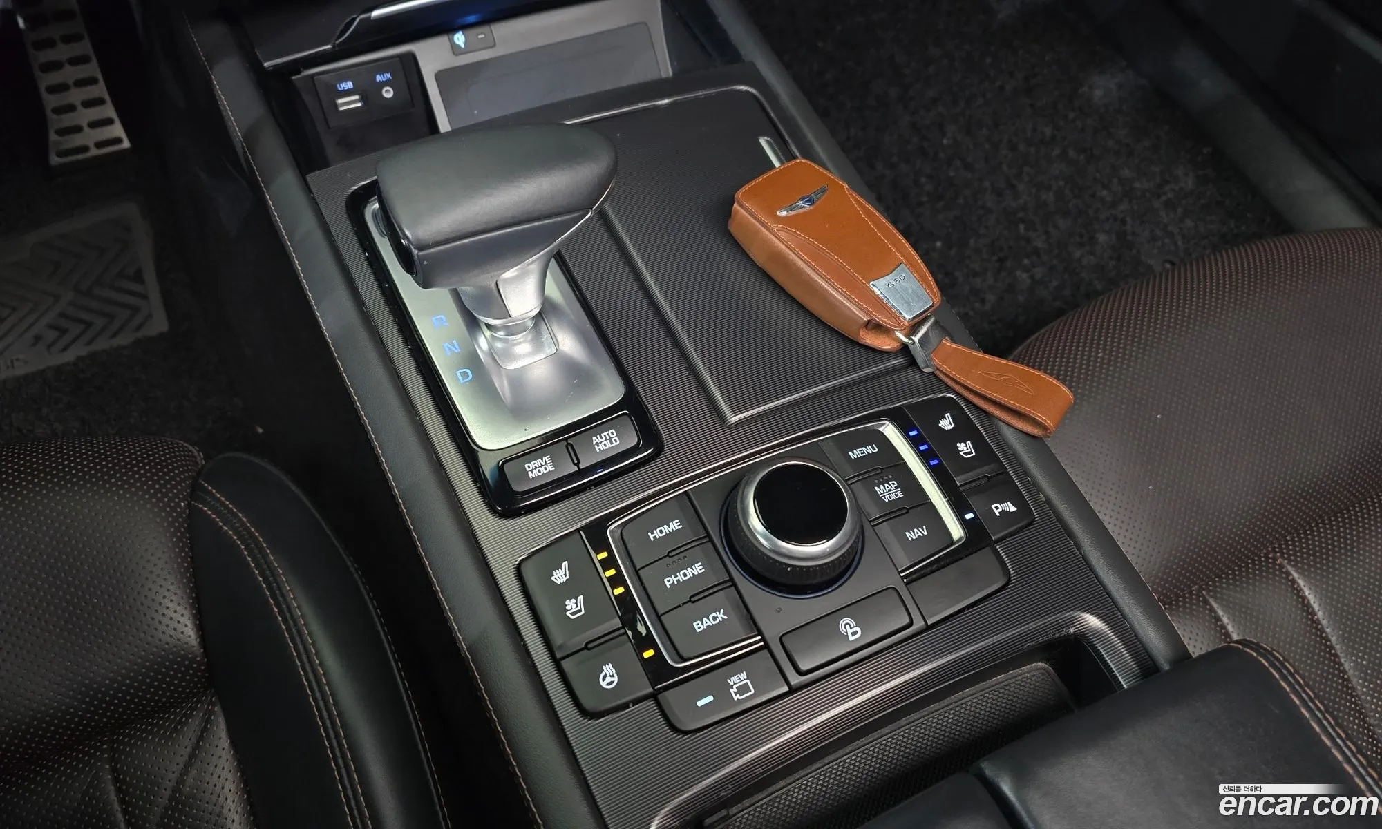 Genesis G80 2016 — 17