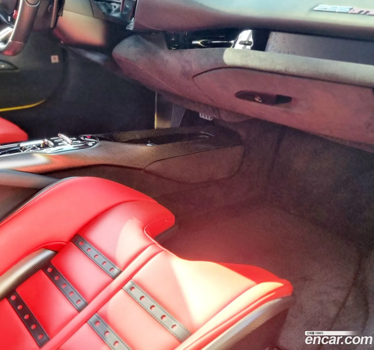 Ferrari 296 GTB 2023 — 12